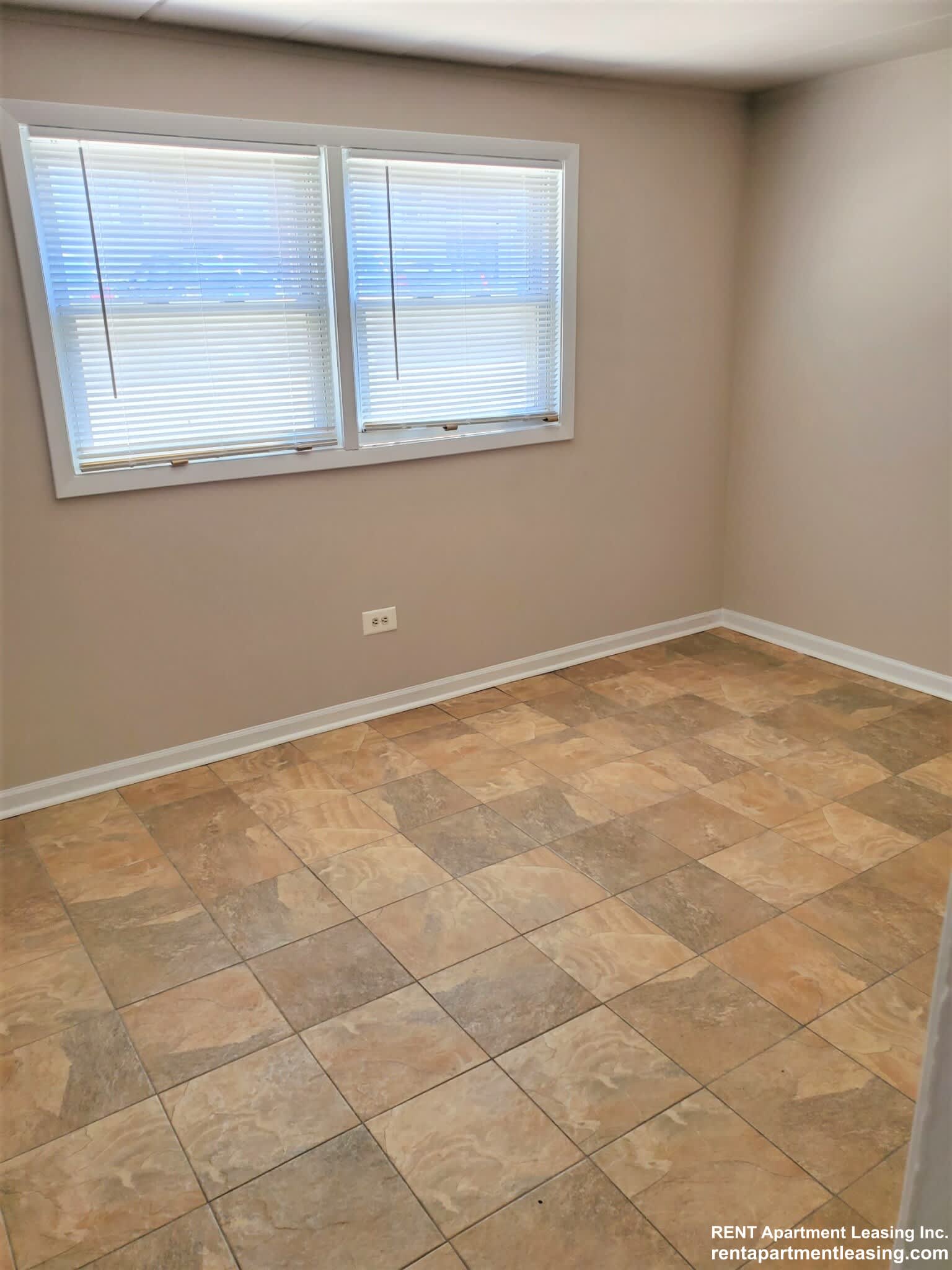 9610-34 Ivanhoe Ave – photo 5