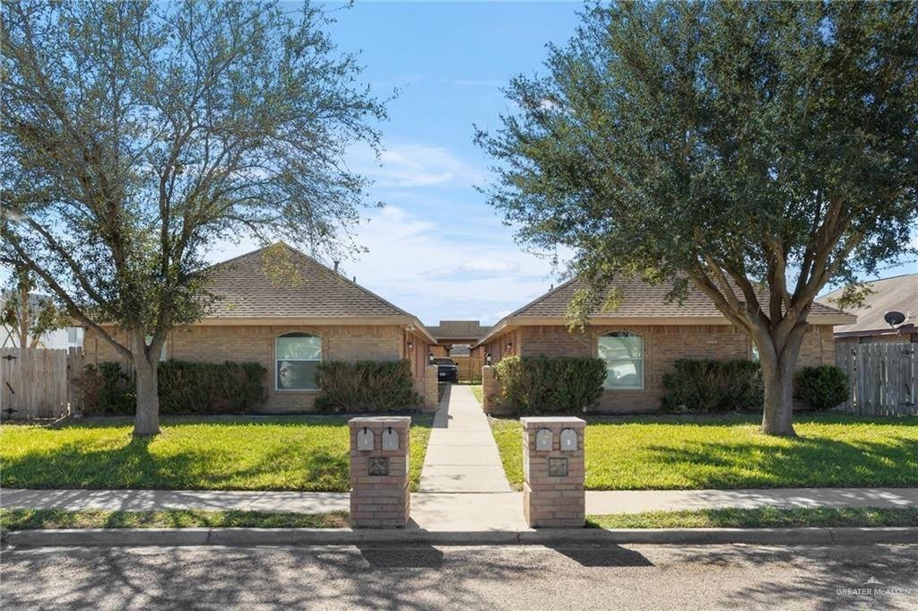 705 West Bronze Drive – photo 1