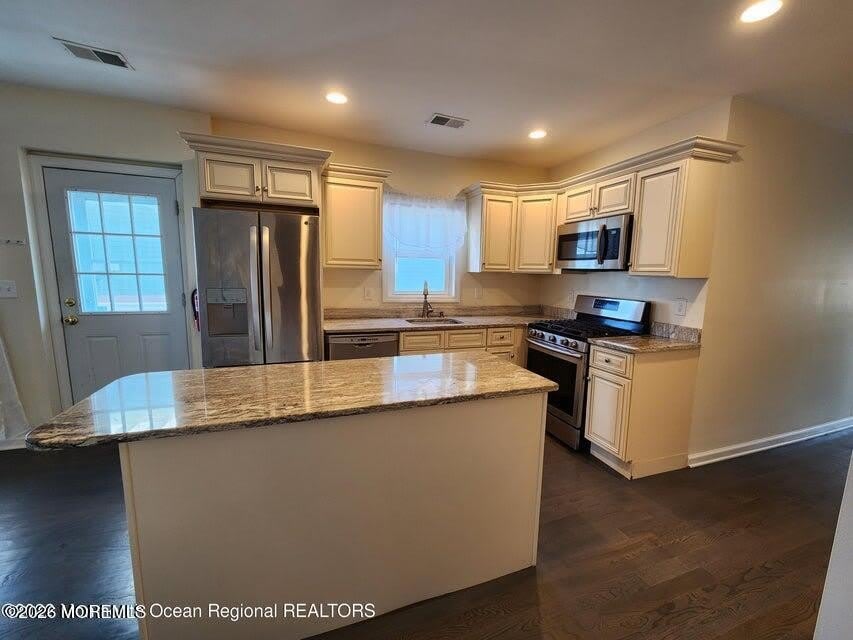 334 Front Street – photo 3