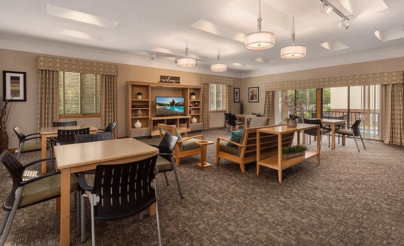 Country Club Apartments – photo 3