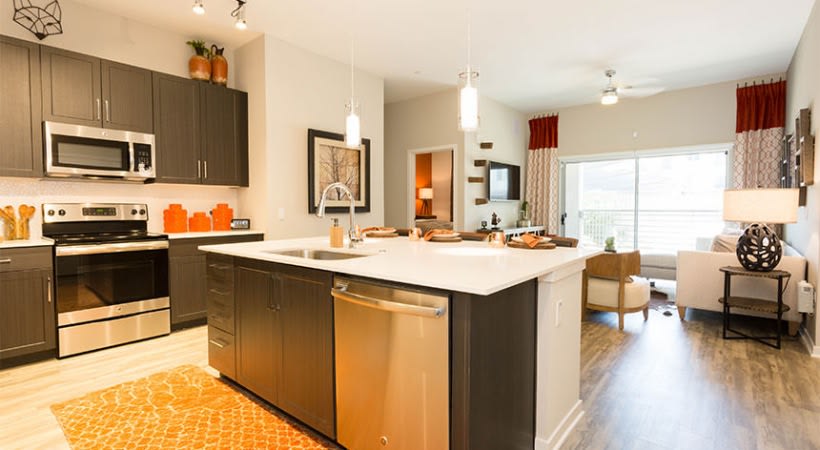 The Thomas at Midtown – photo 2