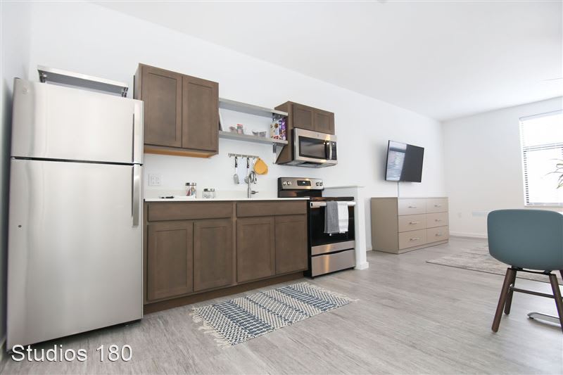 Studios180 – photo 3