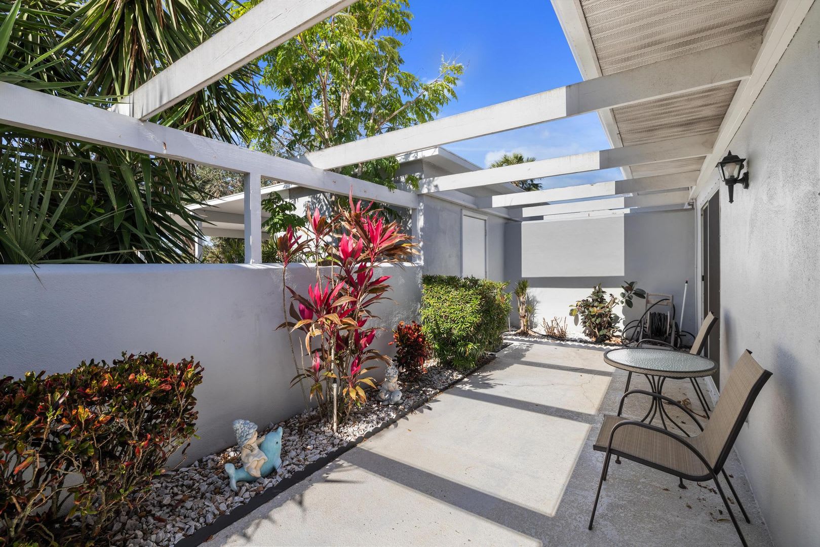 Seasonal Short-Term 2 Bedroom 2 Bathroom Villa at Augusta Villas in Plantation! – photo 3