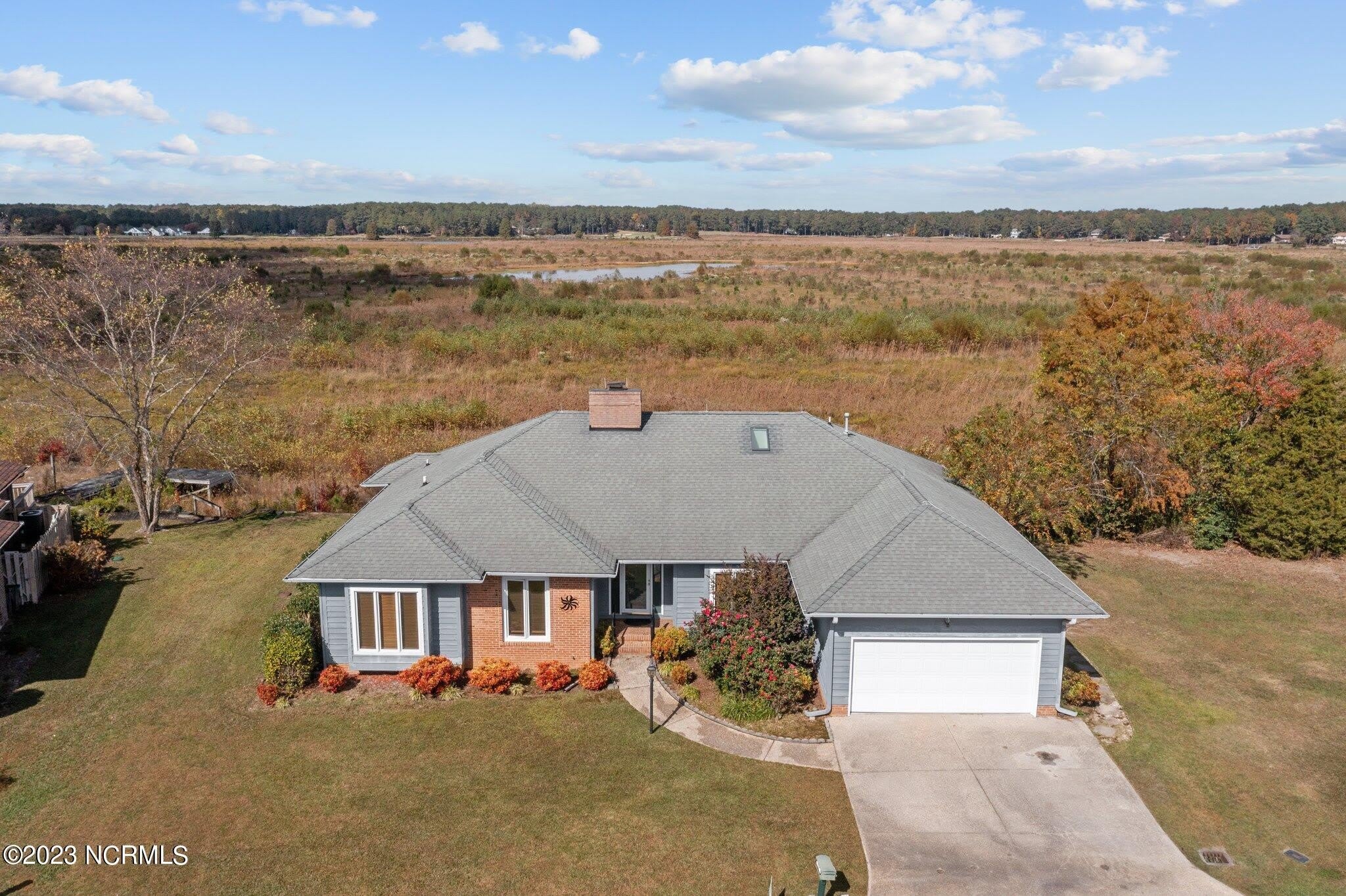867 Castleberry Court – photo 2