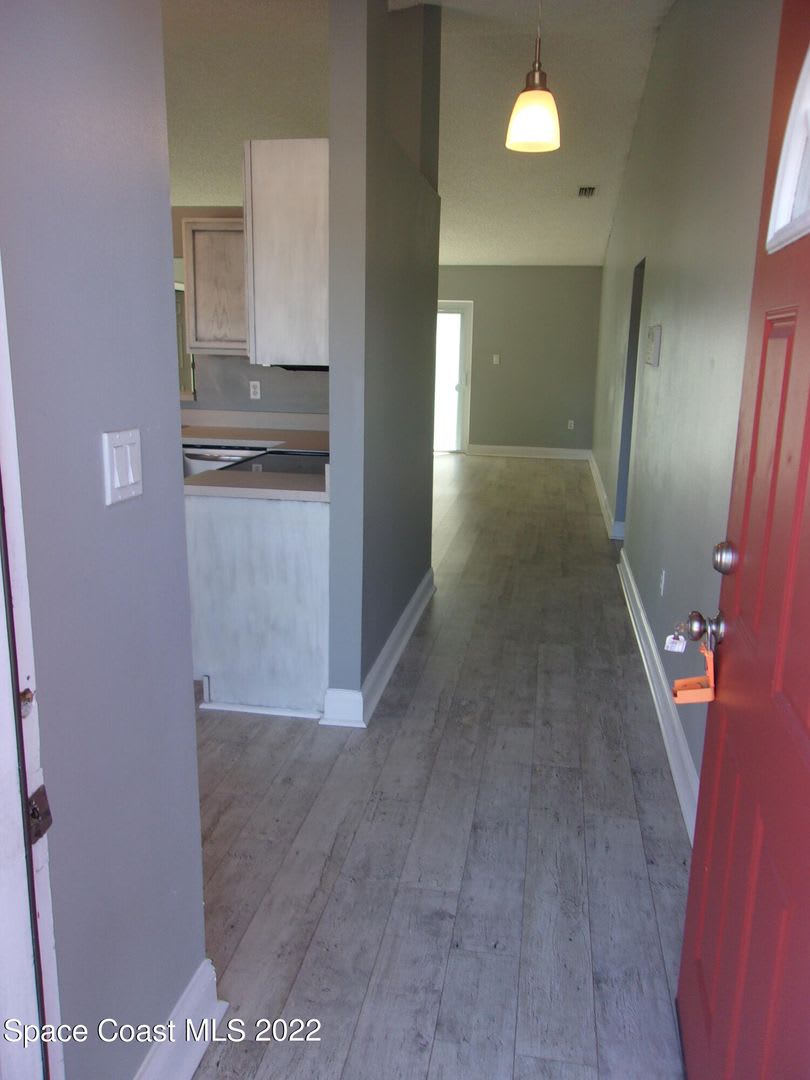 Single Family Home – photo 3