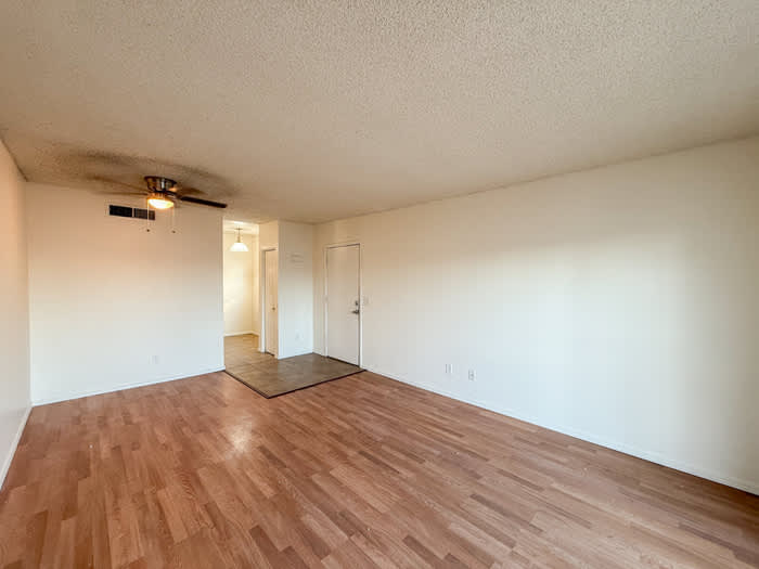 2833 East Kathleen Road – photo 4