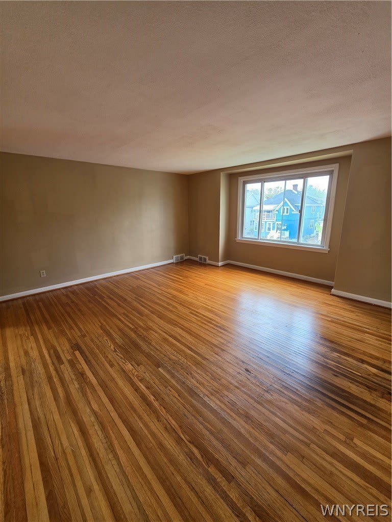 351 Stillwell Avenue – photo 4