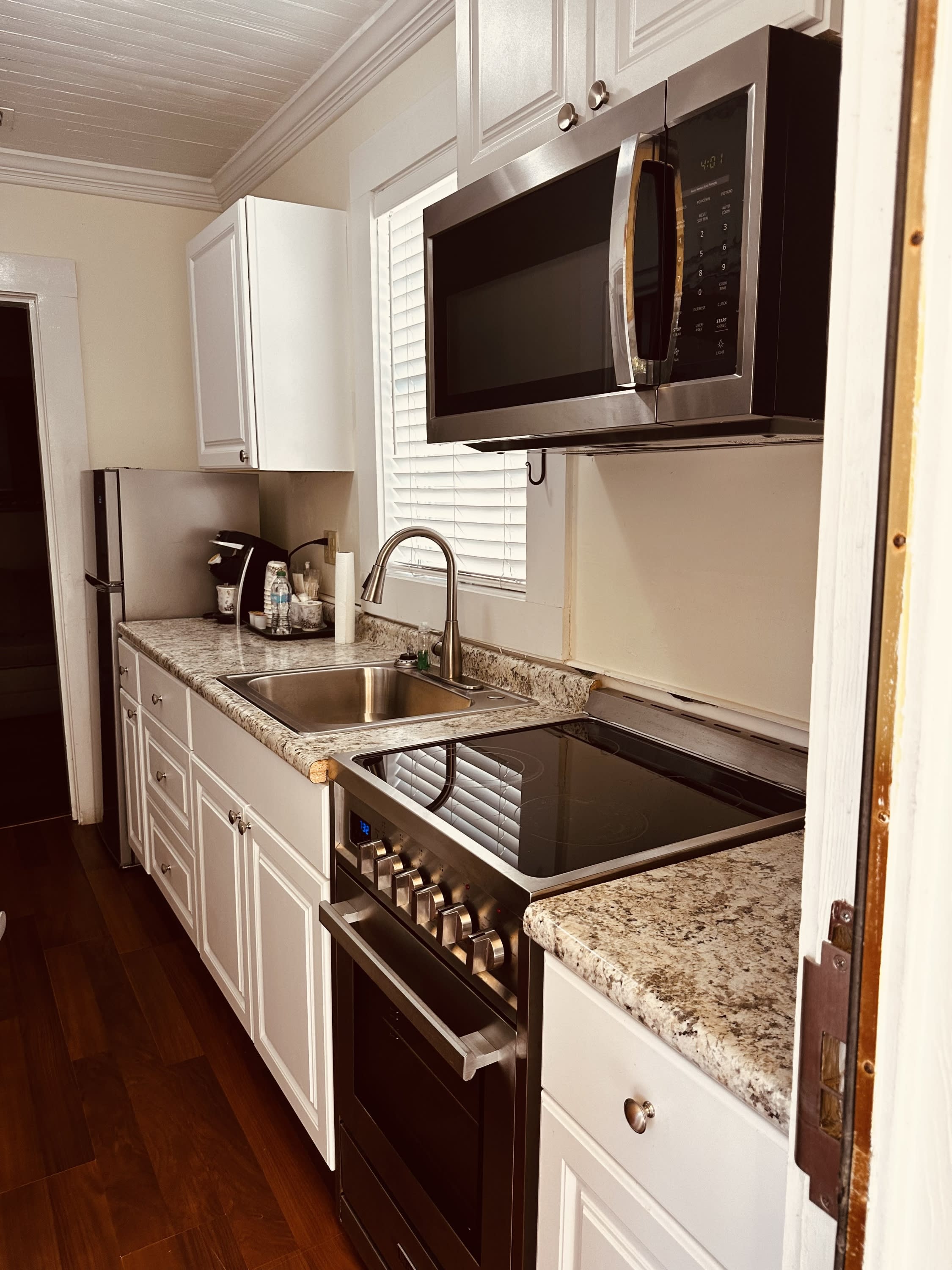 80 6th Street – photo 2