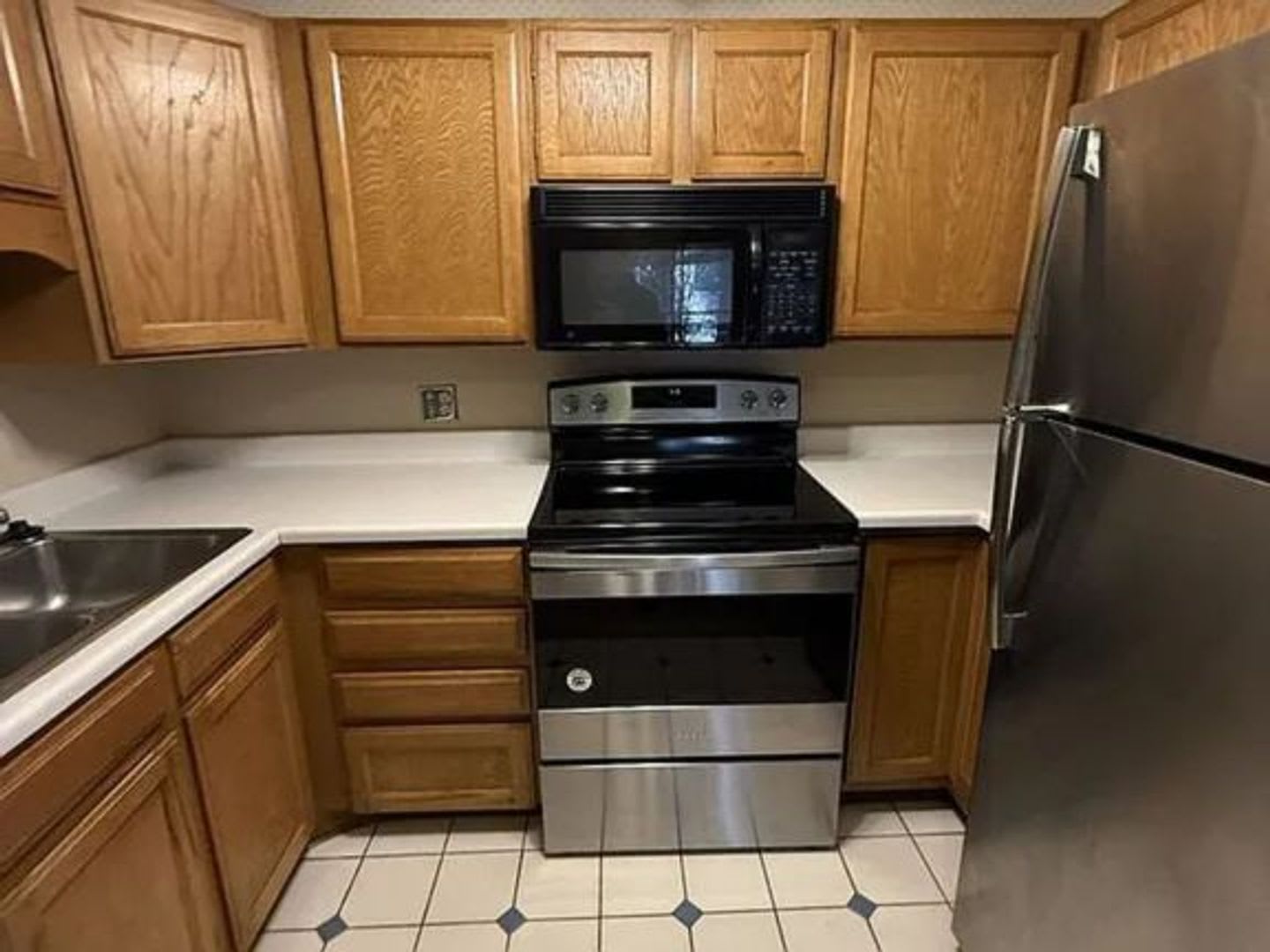 Great Condo and Location in Aurora – photo 3