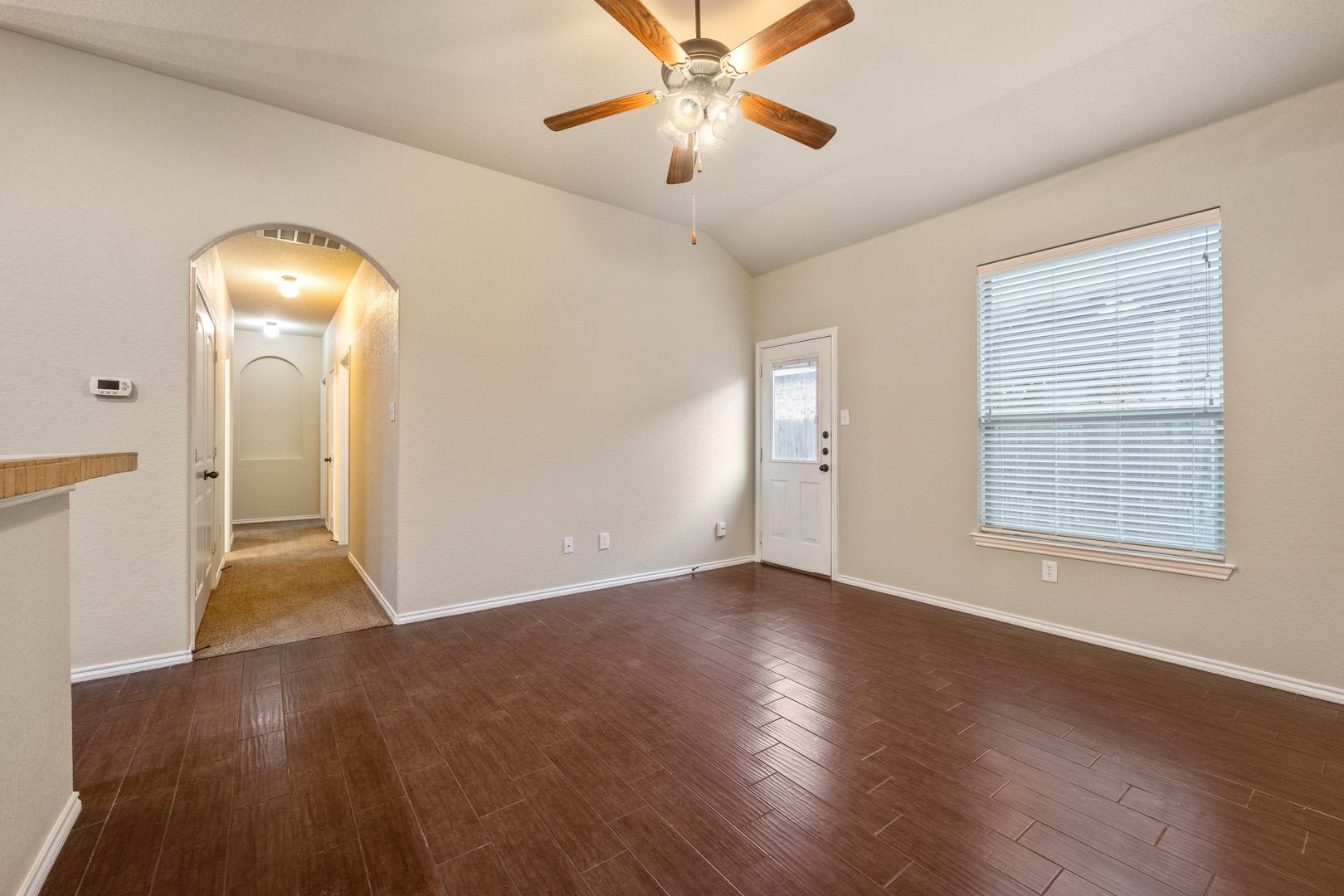 Beautiful 3 Bedroom Duplex in New Braunfels!!! – photo 4