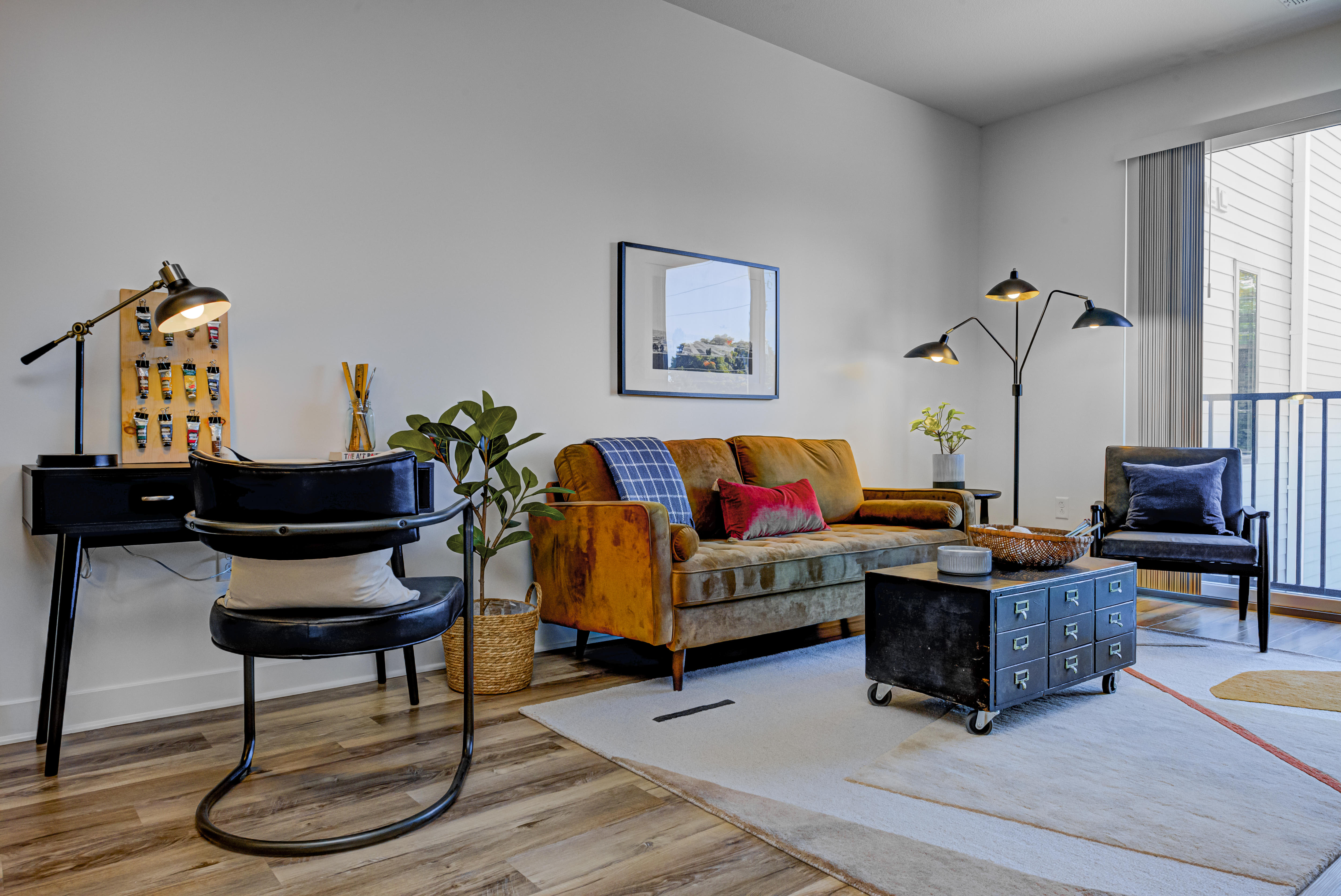 City S End Fountain Square Apartments – photo 3