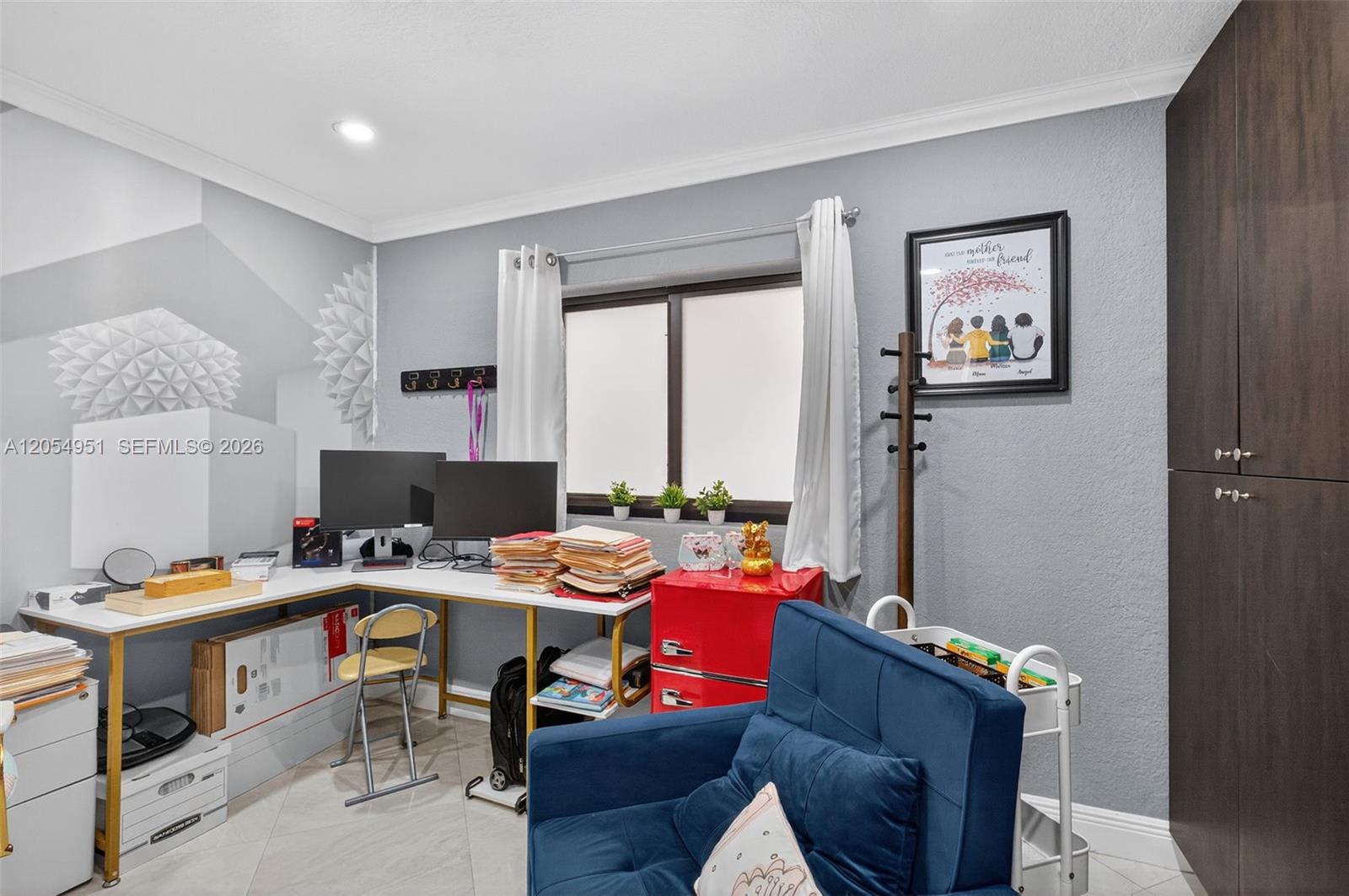 2431 Southwest 127th Avenue – photo 5