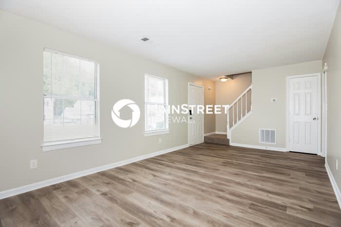 5454 Northcut Drive – photo 2