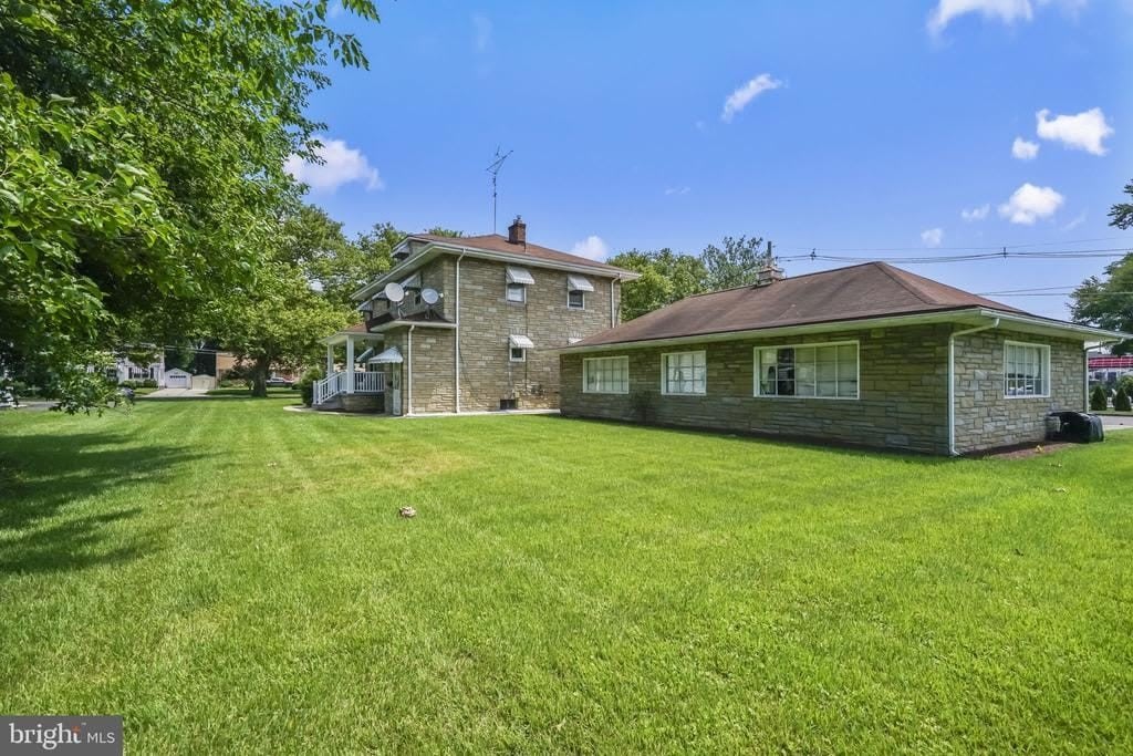 1125 PARKWAY AVENUE – photo 5
