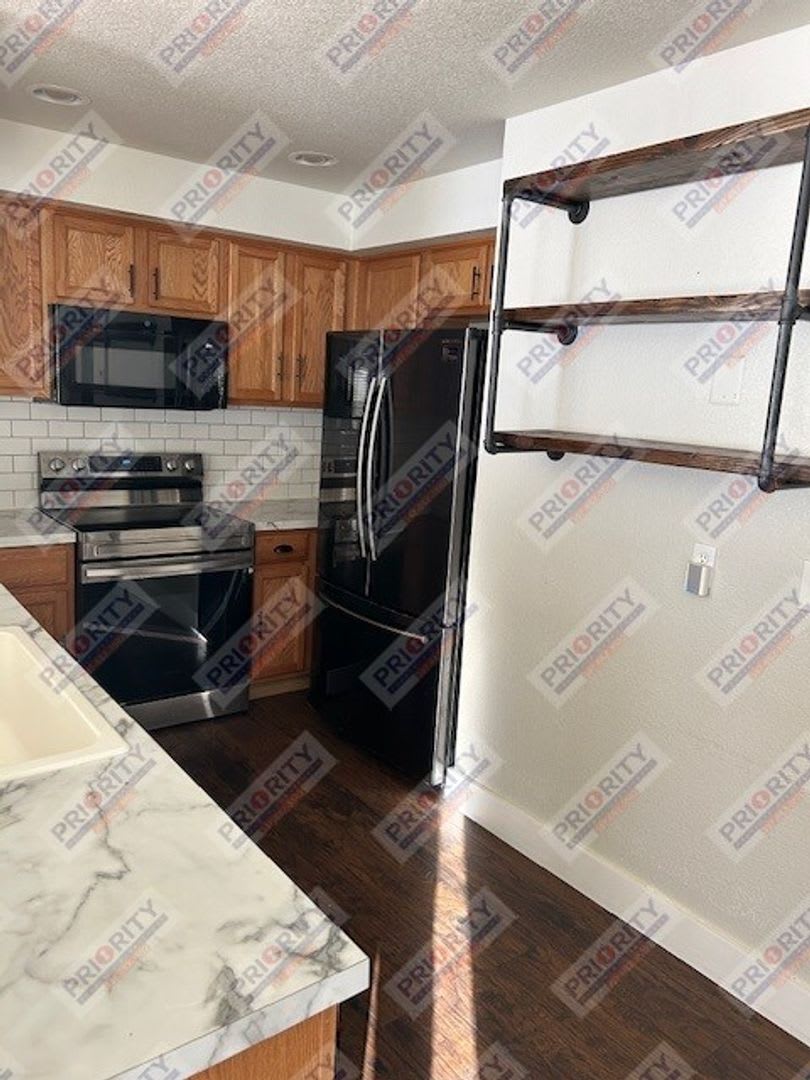 3/2.5 Townhome – photo 4