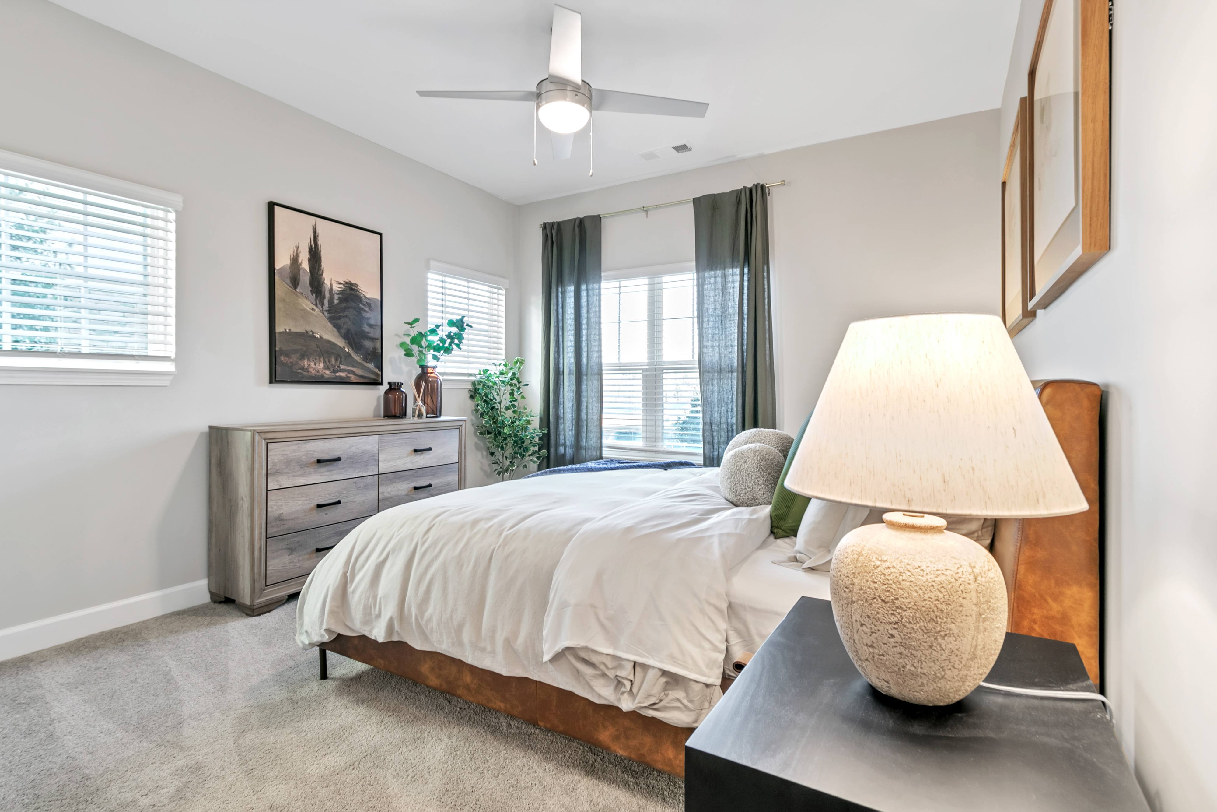 The View on Canton Apartments – photo 4