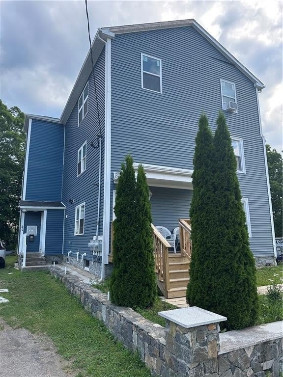 47 LAVAL Street – photo 1