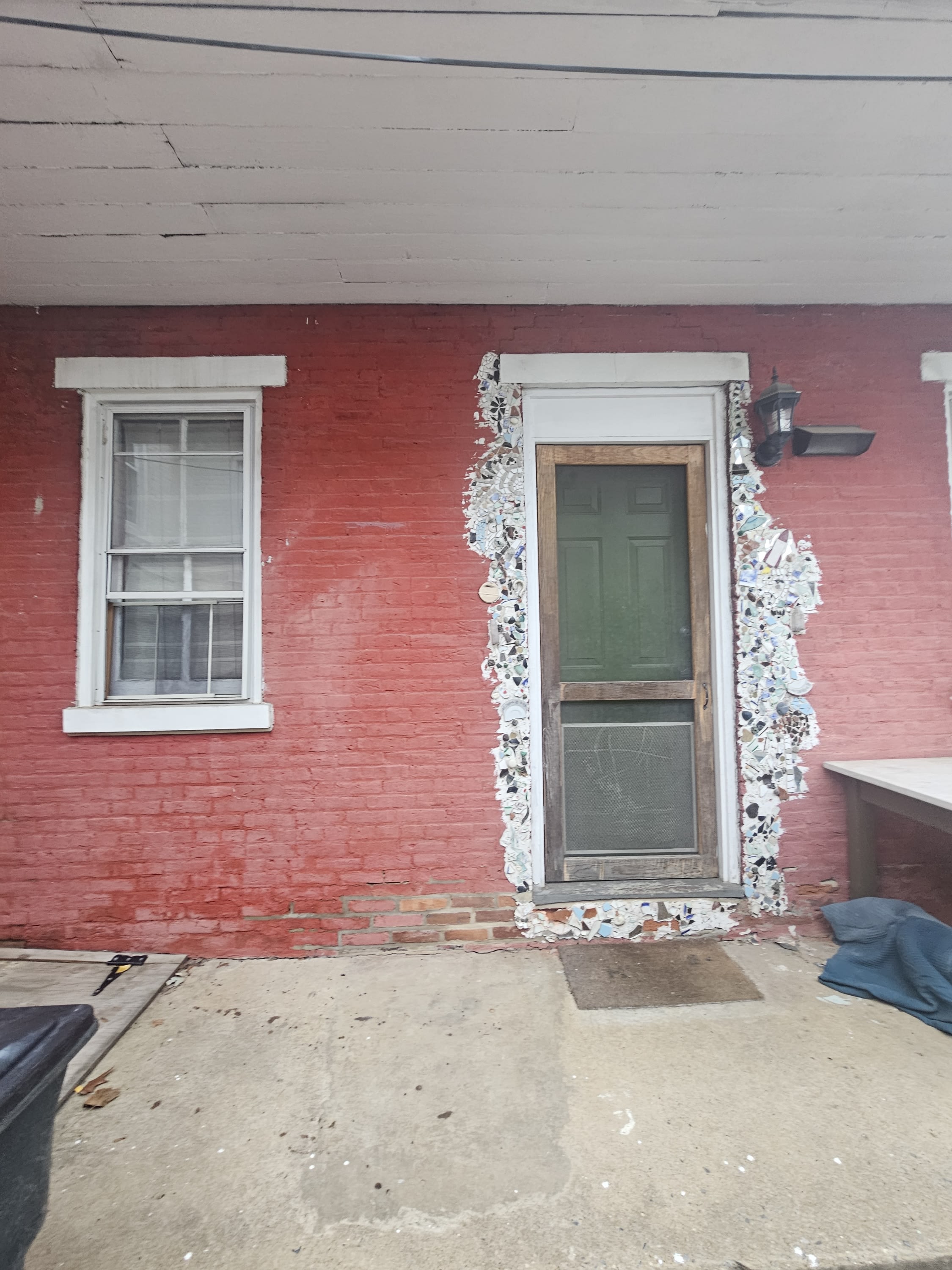 313 N Mulberry St 2 – photo 1