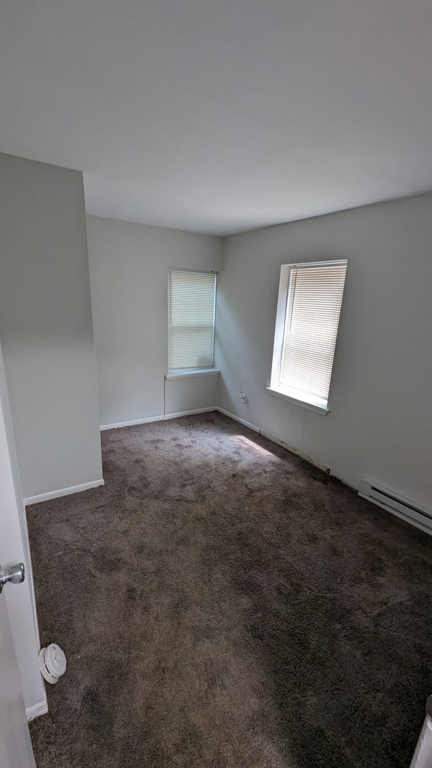 3 Bedroom Apartment With Multiple Floor Living – photo 3