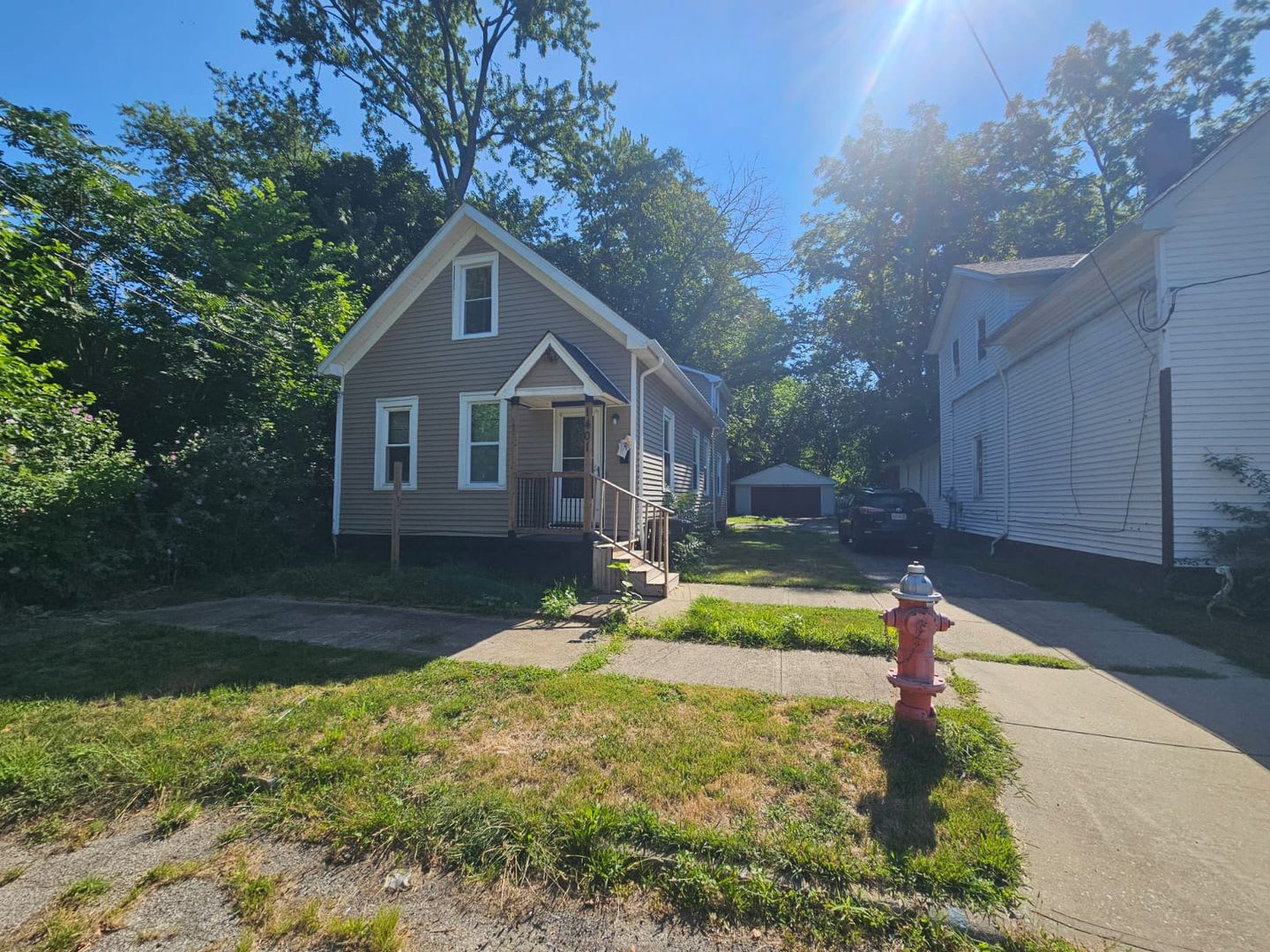 Spacious 4-Bedroom Cleveland Home with Updated Flooring & 2-Car Garage – photo 2