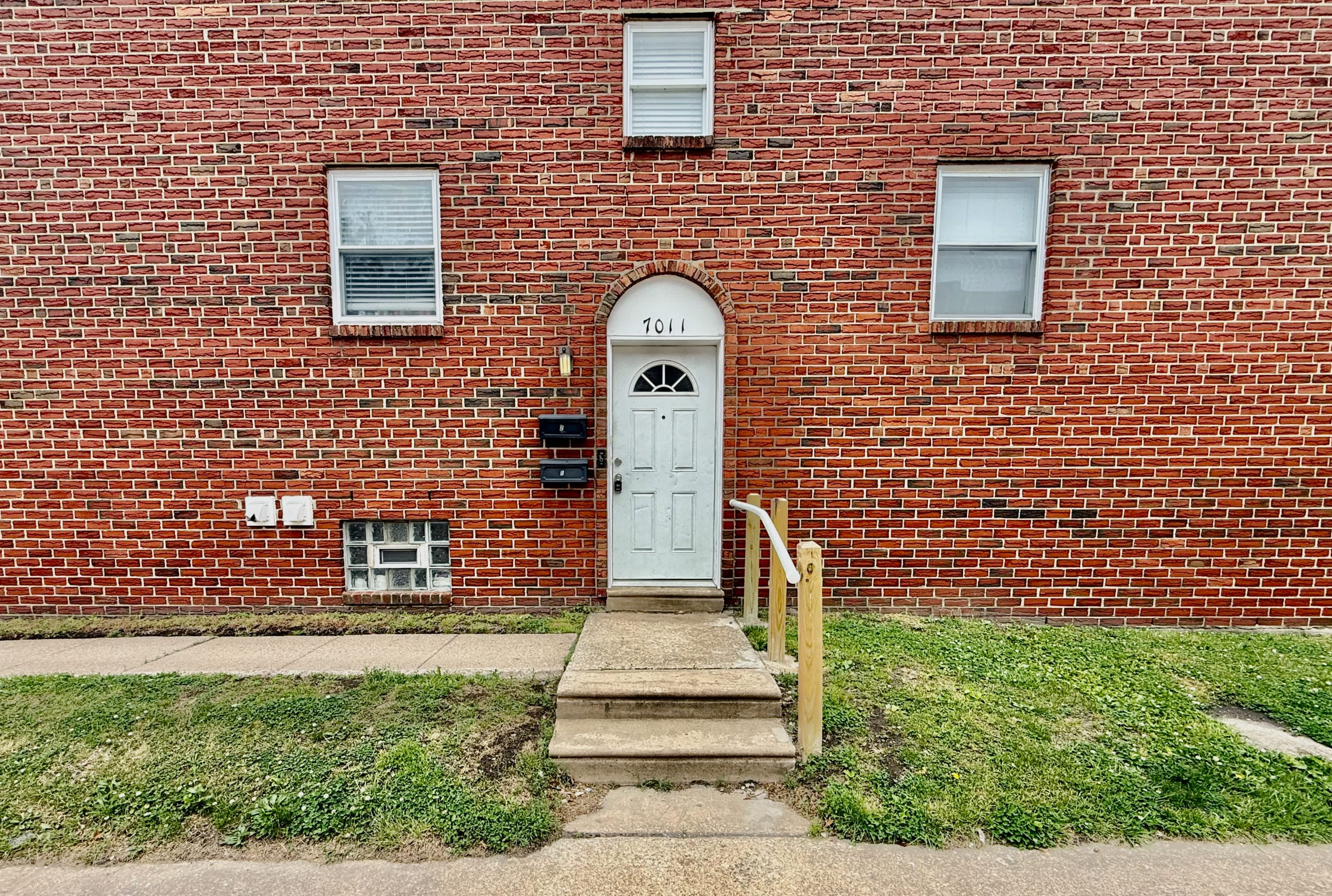 7011 Lindbergh Boulevard – photo 2
