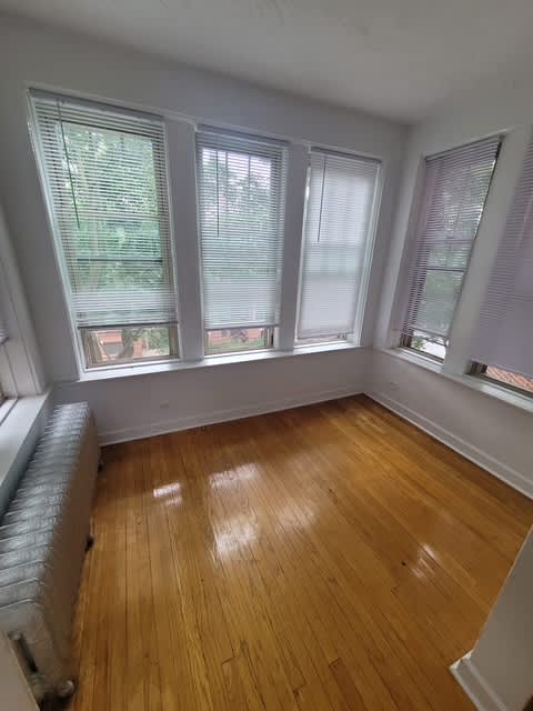 6948 S. Crandon Avenue, Unit 3S – photo 5