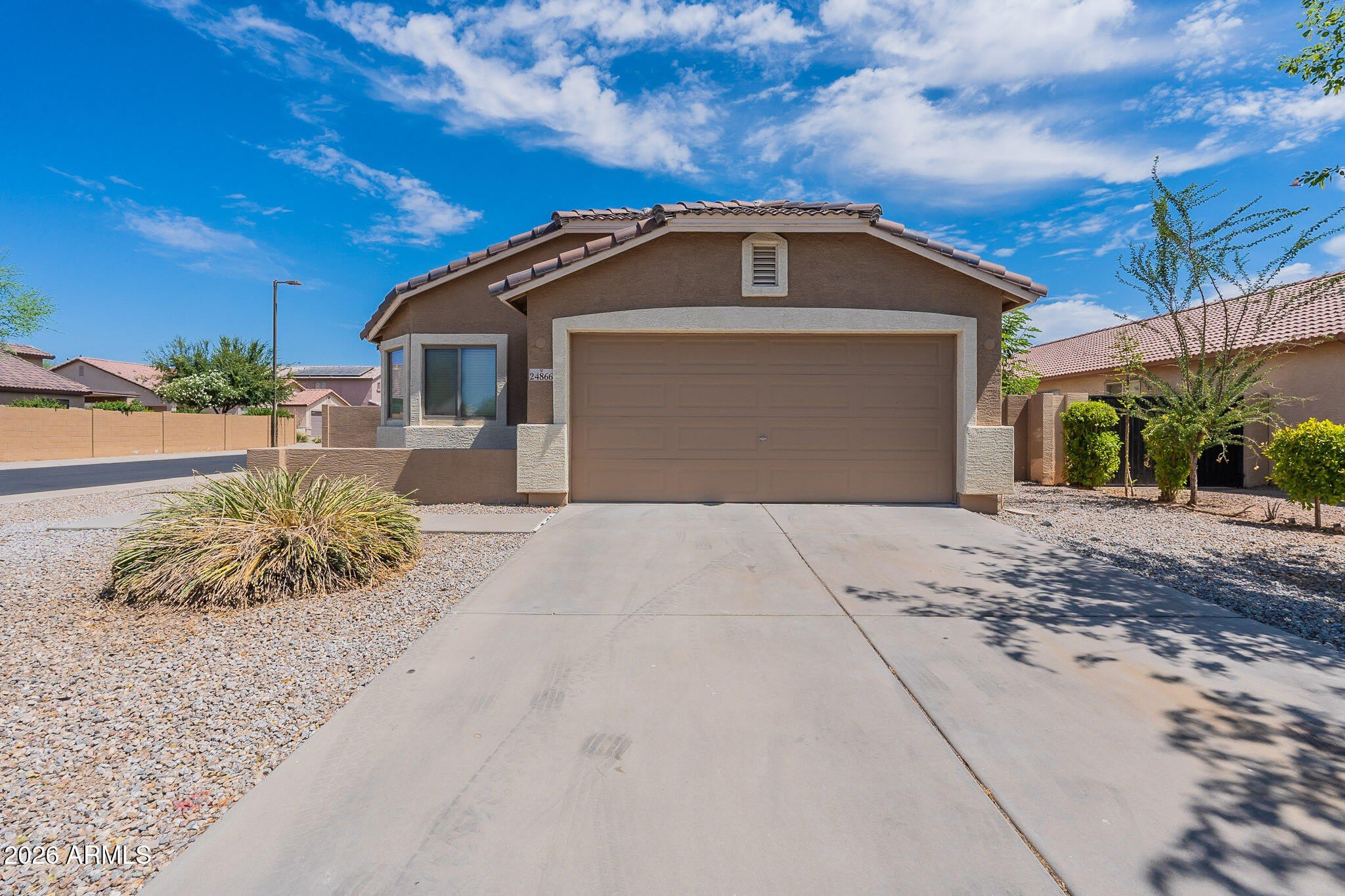 24866 W Huntington Drive – photo 2
