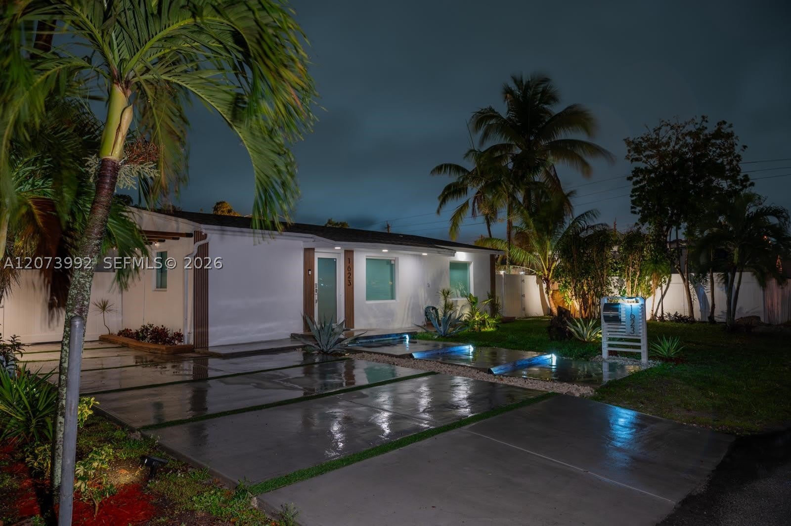 1623 S 24th Ter – photo 3