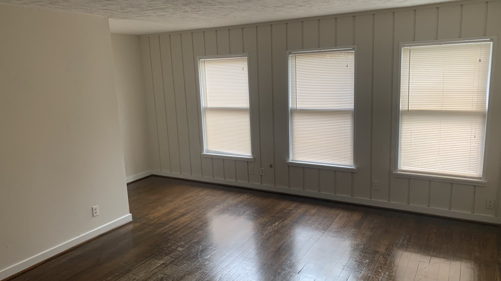 4420 Roseland Street – photo 3