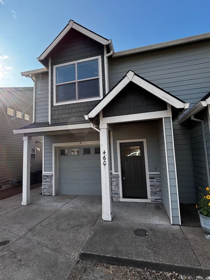 460 Southwest 3rd Avenue – photo 2