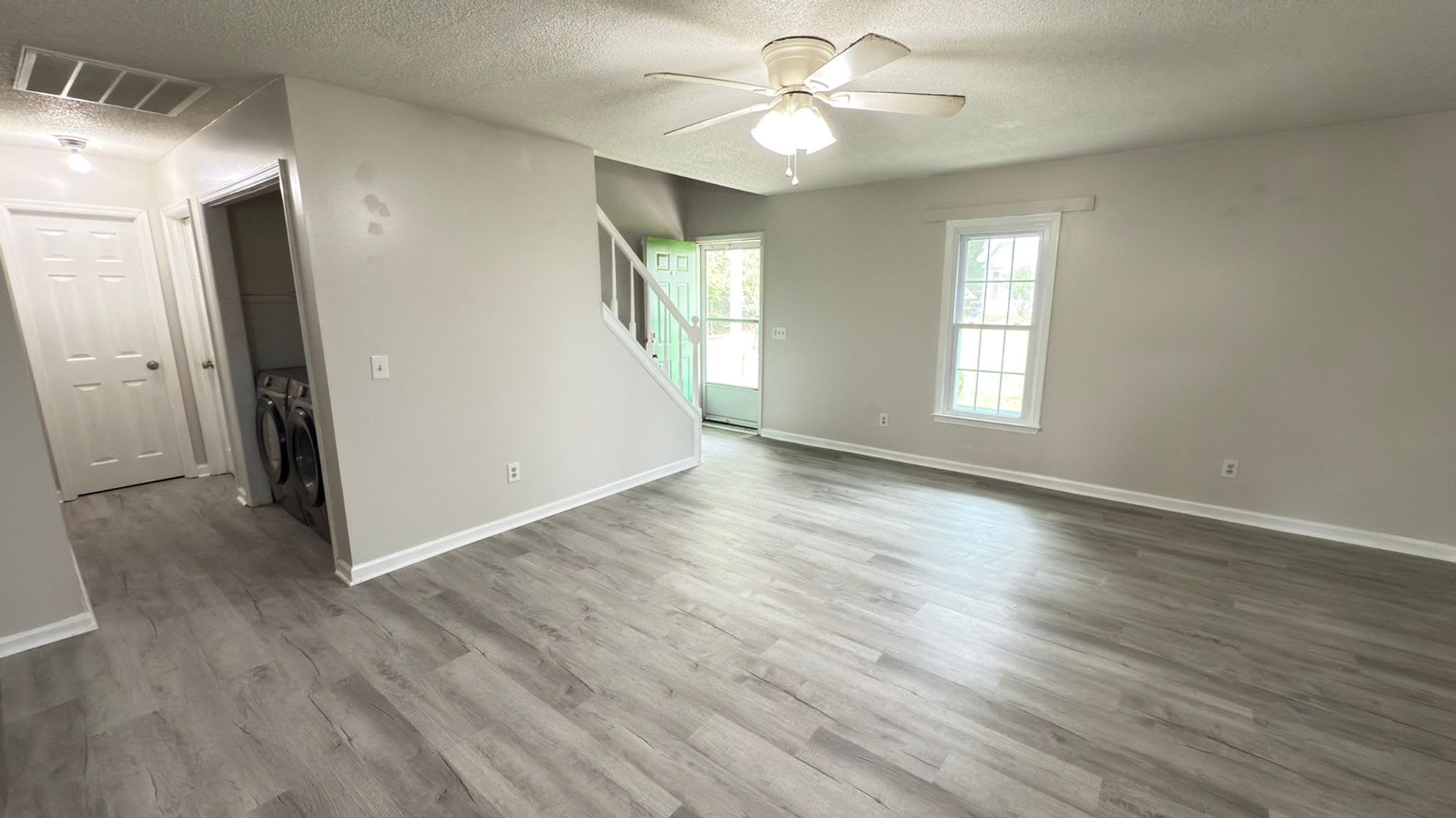 Charming 4BR 2Bath House in Lexington – photo 5