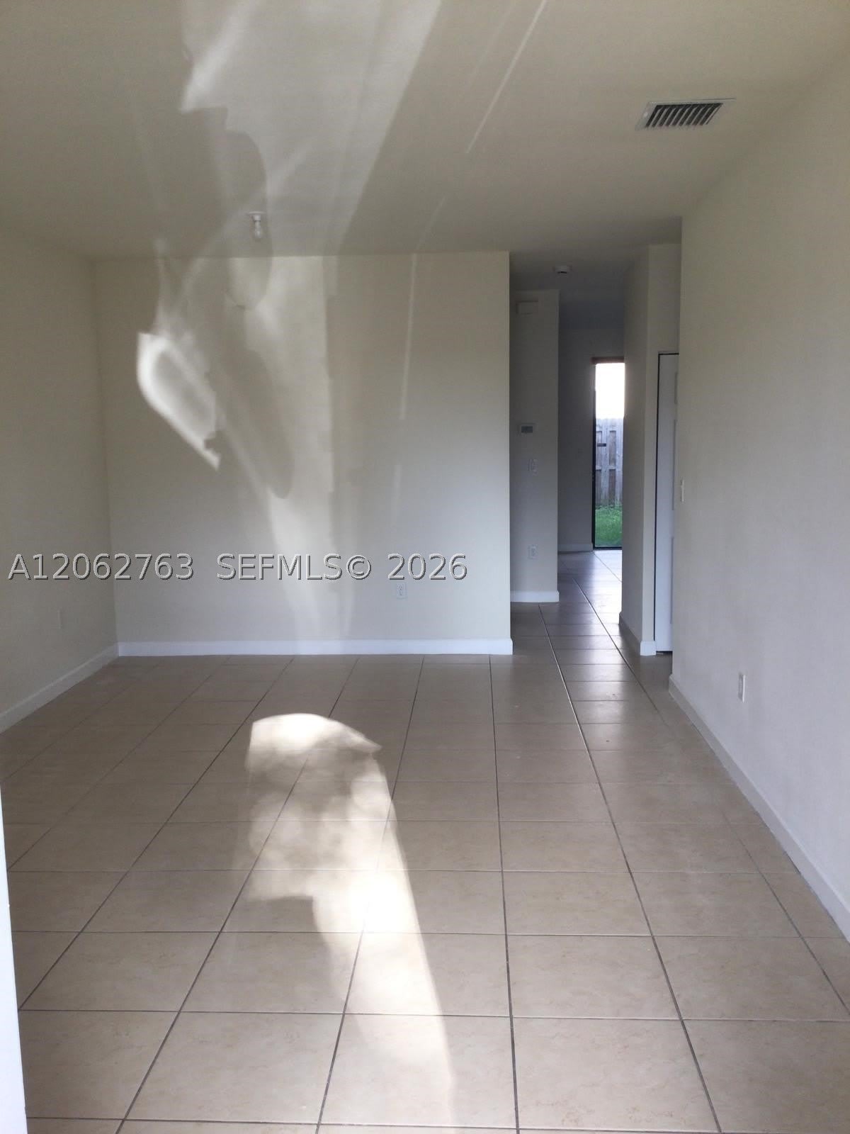 17370 SW 153rd Ave – photo 2