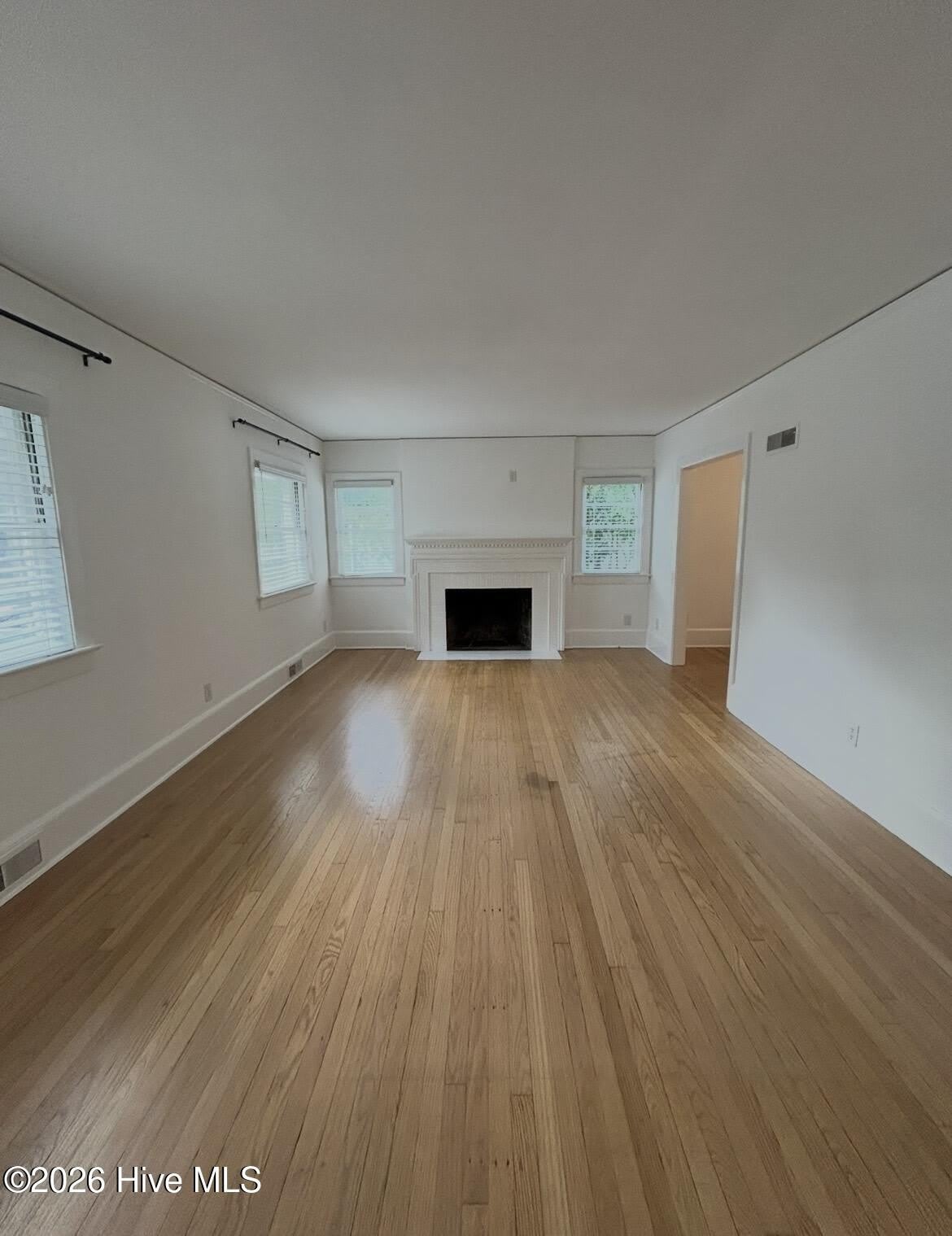 215 Keaton Avenue – photo 4