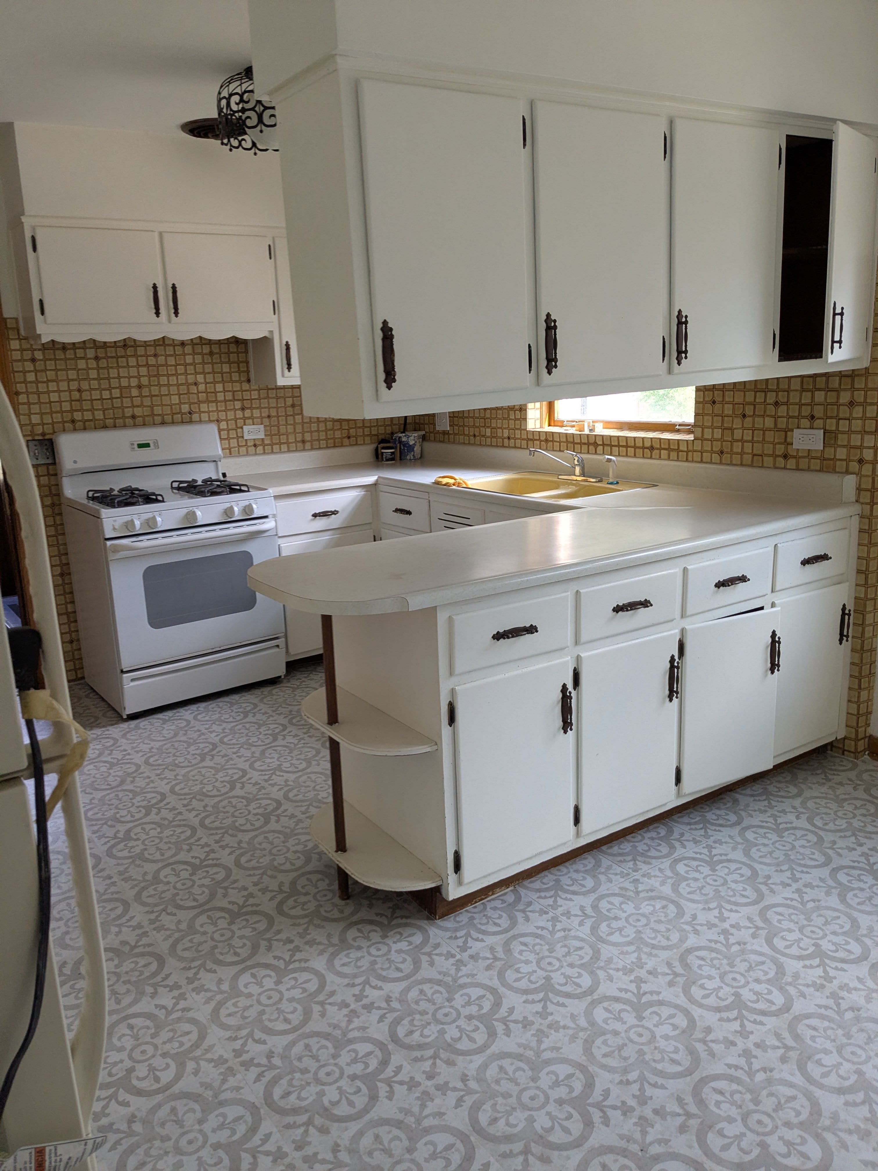 2345 N Rutherford Ave – photo 3