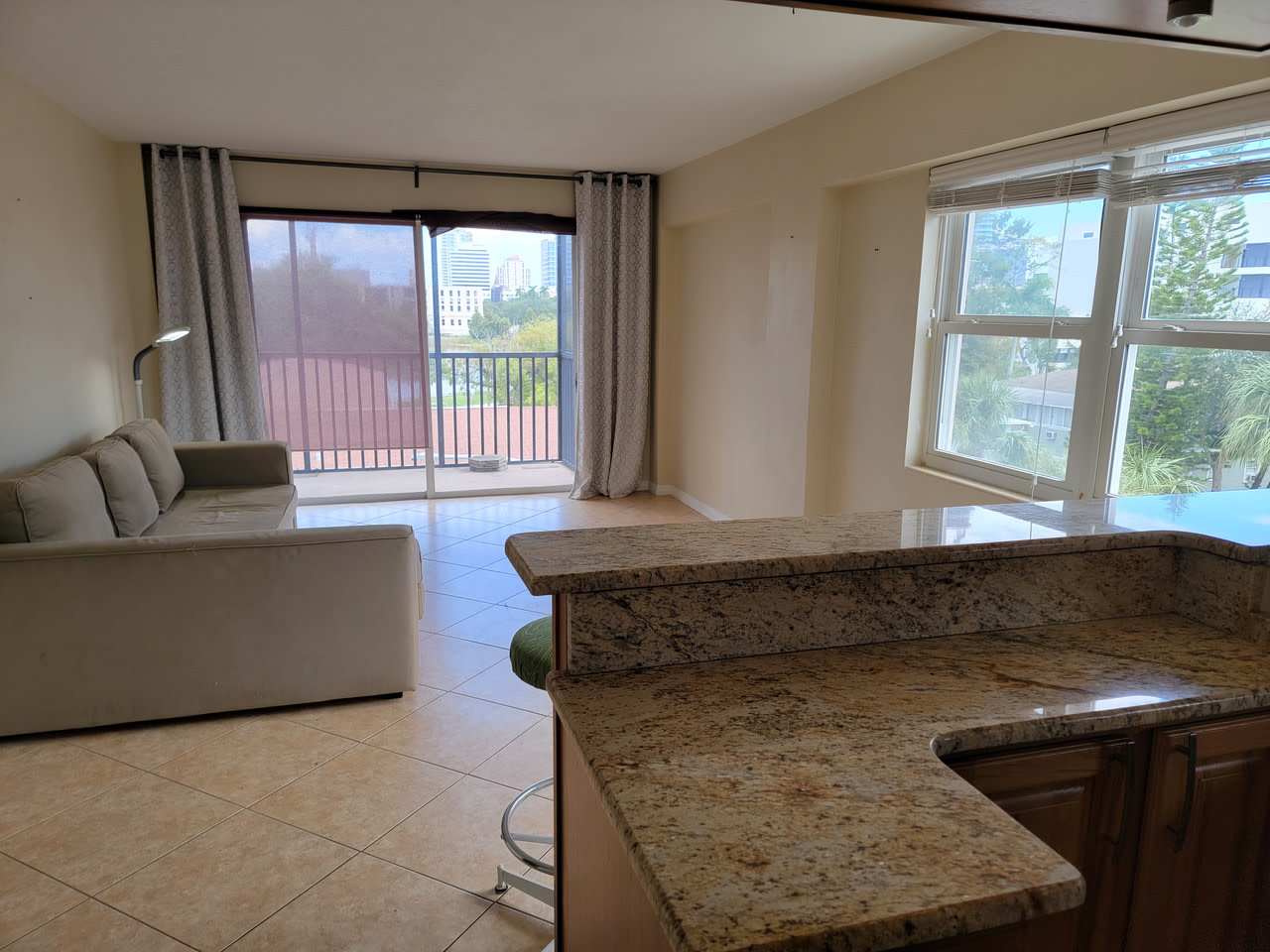 750 Burlington Ave N Apt 3H – photo 5