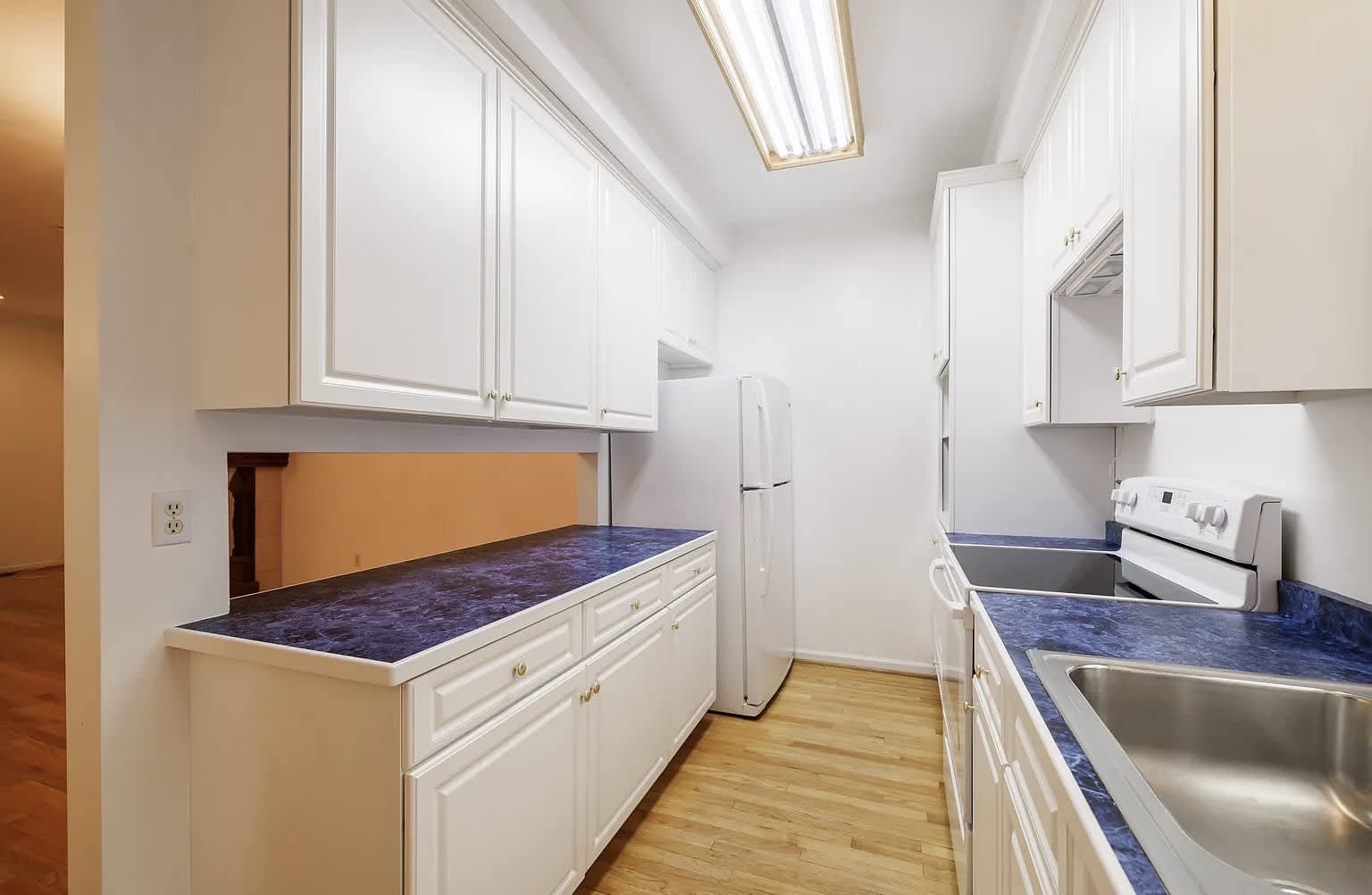12 Grove St – photo 5