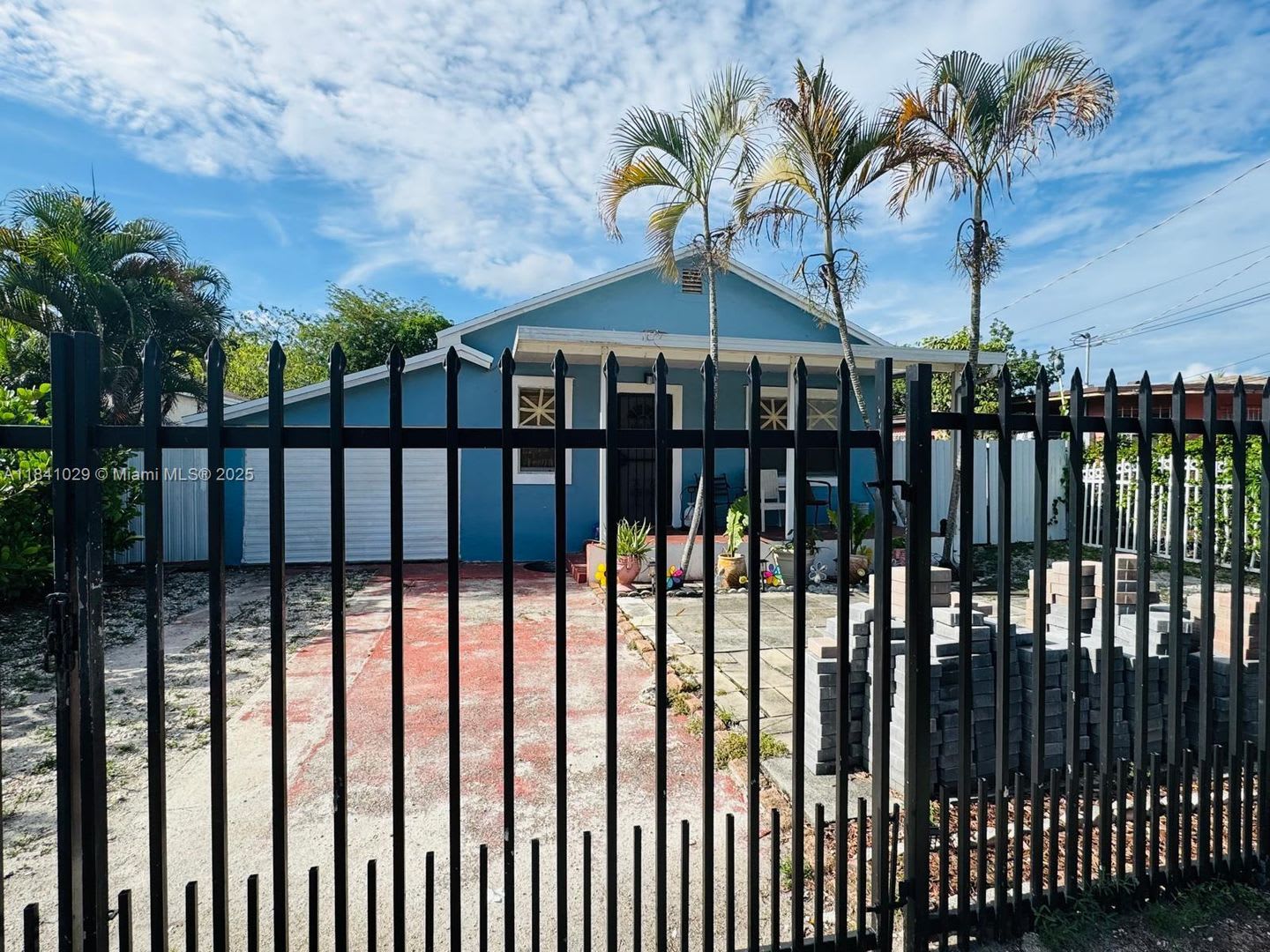 861 NW 112th Street, Miami, FL 33168 – photo 3