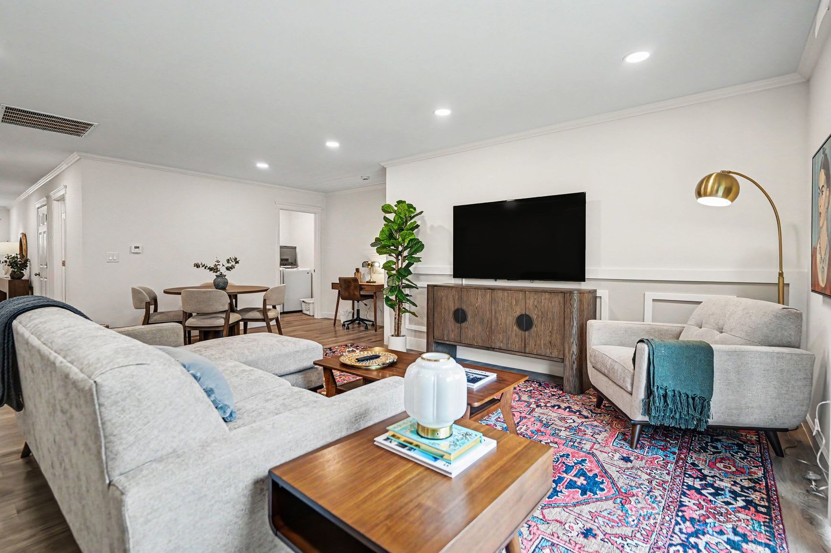 New 4BR Home – photo 2