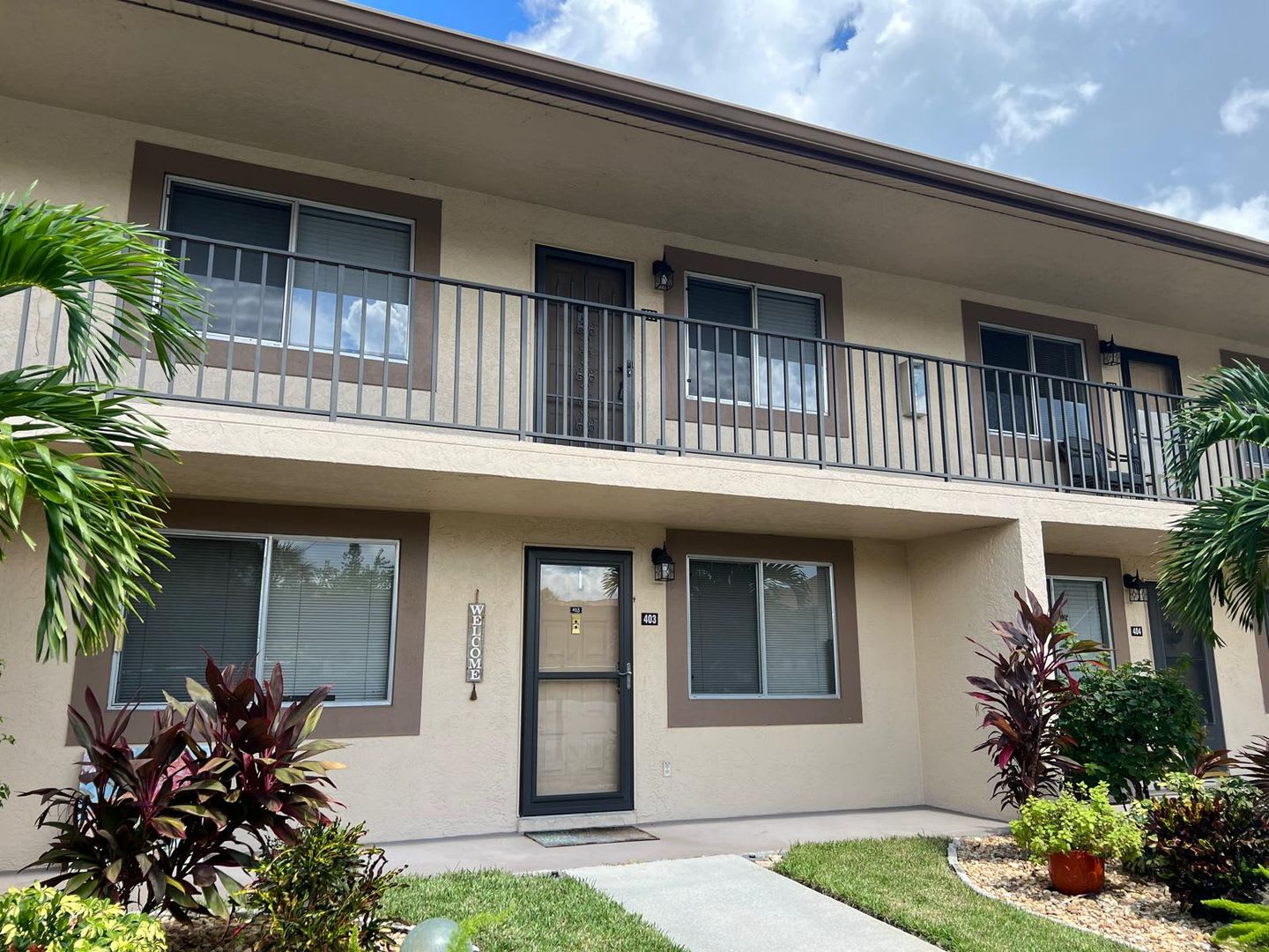 Cross Creek 2nd floor condo 2 bed 2 bath!!!!! Free Application!! – photo 4