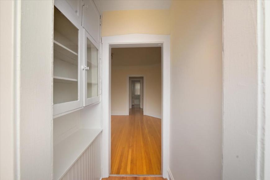 735 Hinman Avenue – photo 4