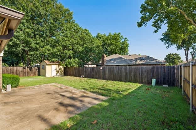 1909 Fountain View – photo 4