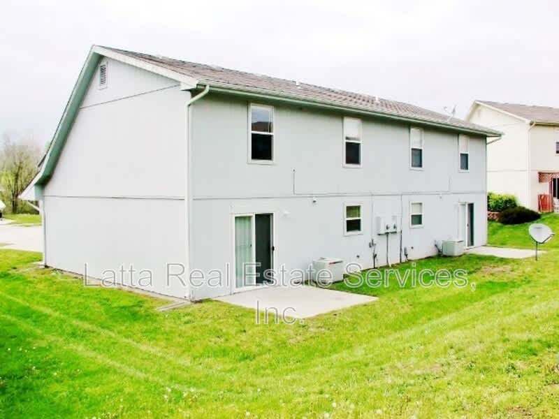 1834 Kingbird Ln – photo 2