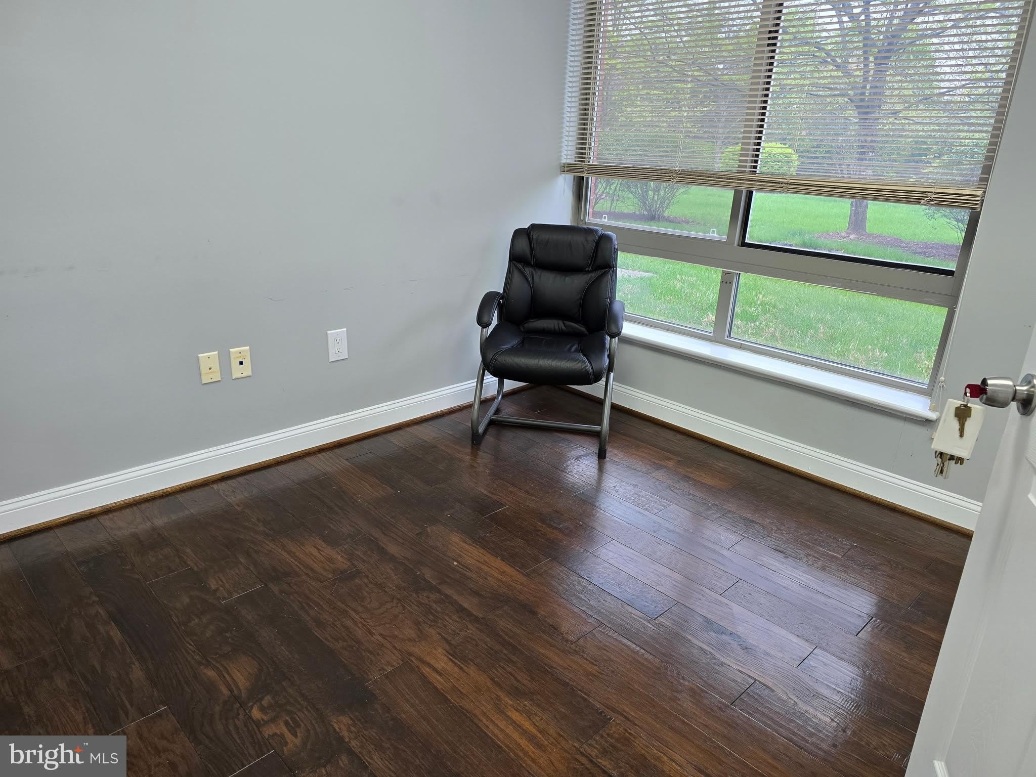44355 PREMIER Plaza – photo 3