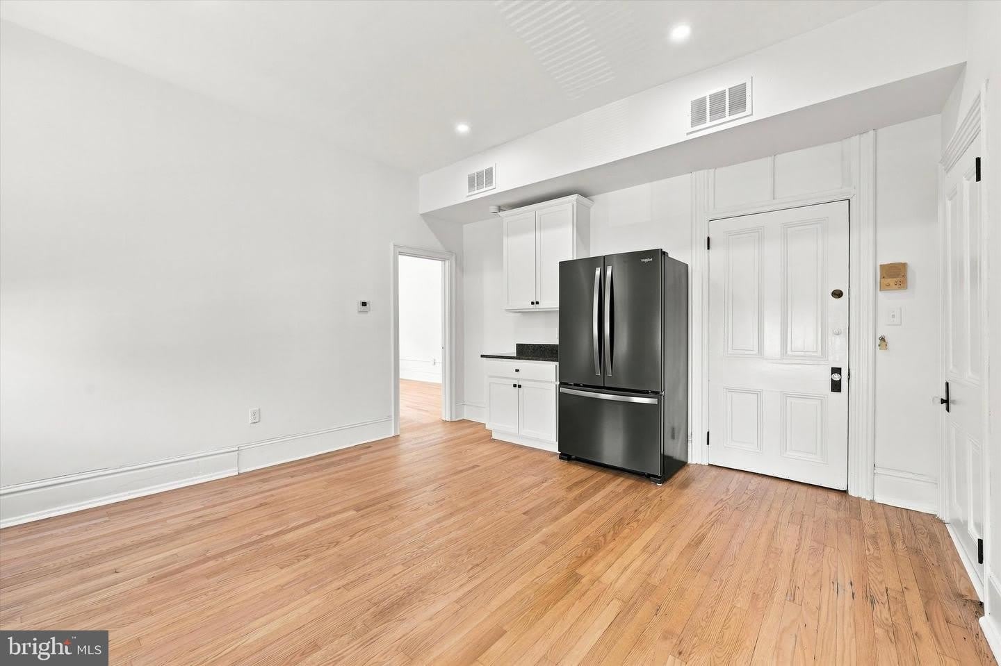 1412 DELAWARE AVE #B1 – photo 4
