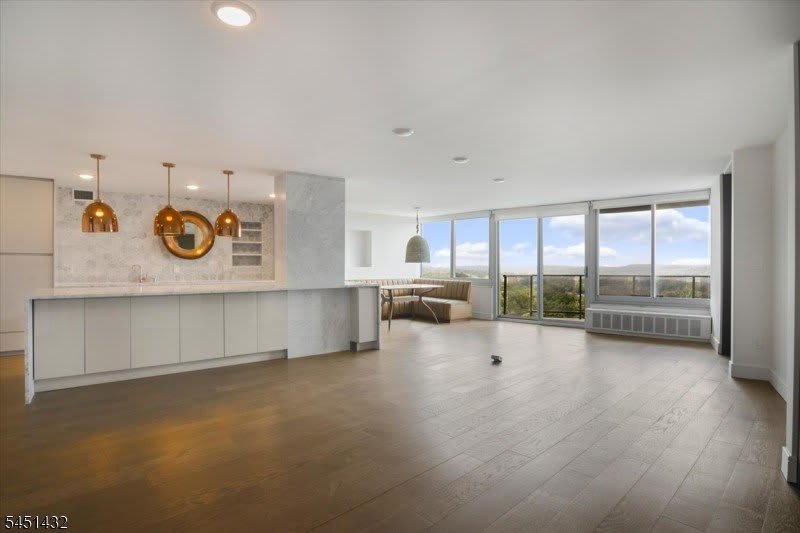 1 Claridge Dr – photo 3