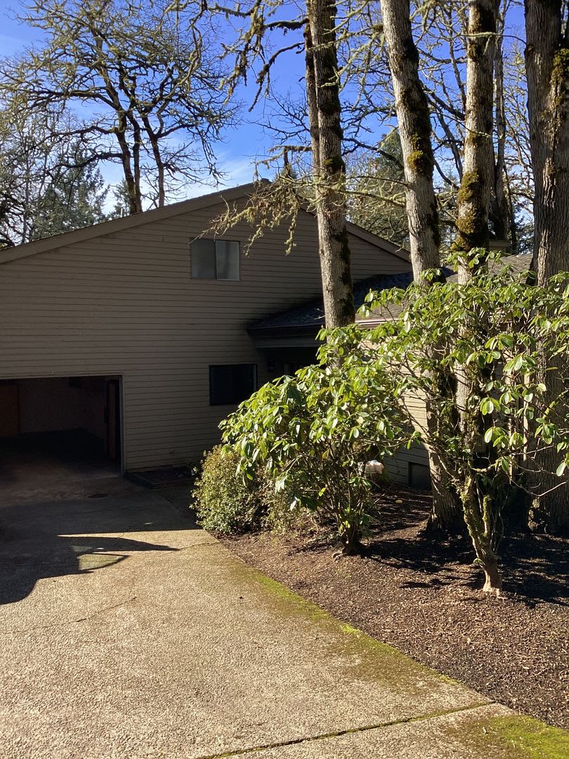 Beautiful Home on Golf Course – photo 2