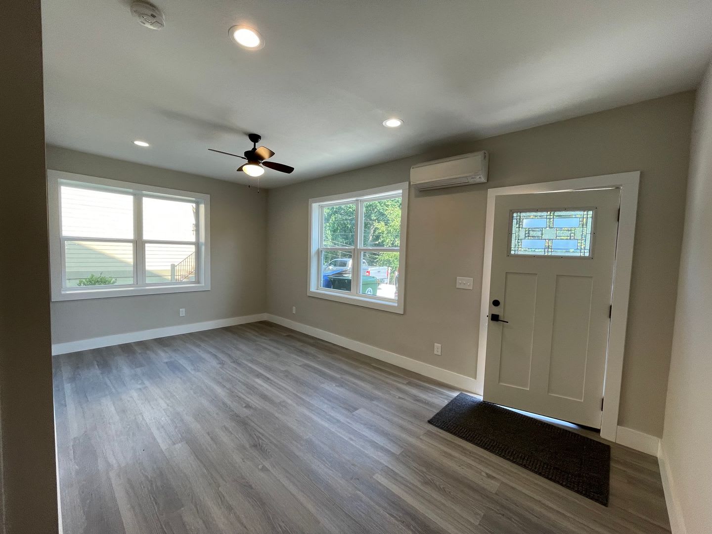 Stylish and convenient 1-bedroom apartment in a great location! – photo 3