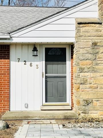 7263 Verona Drive – photo 2
