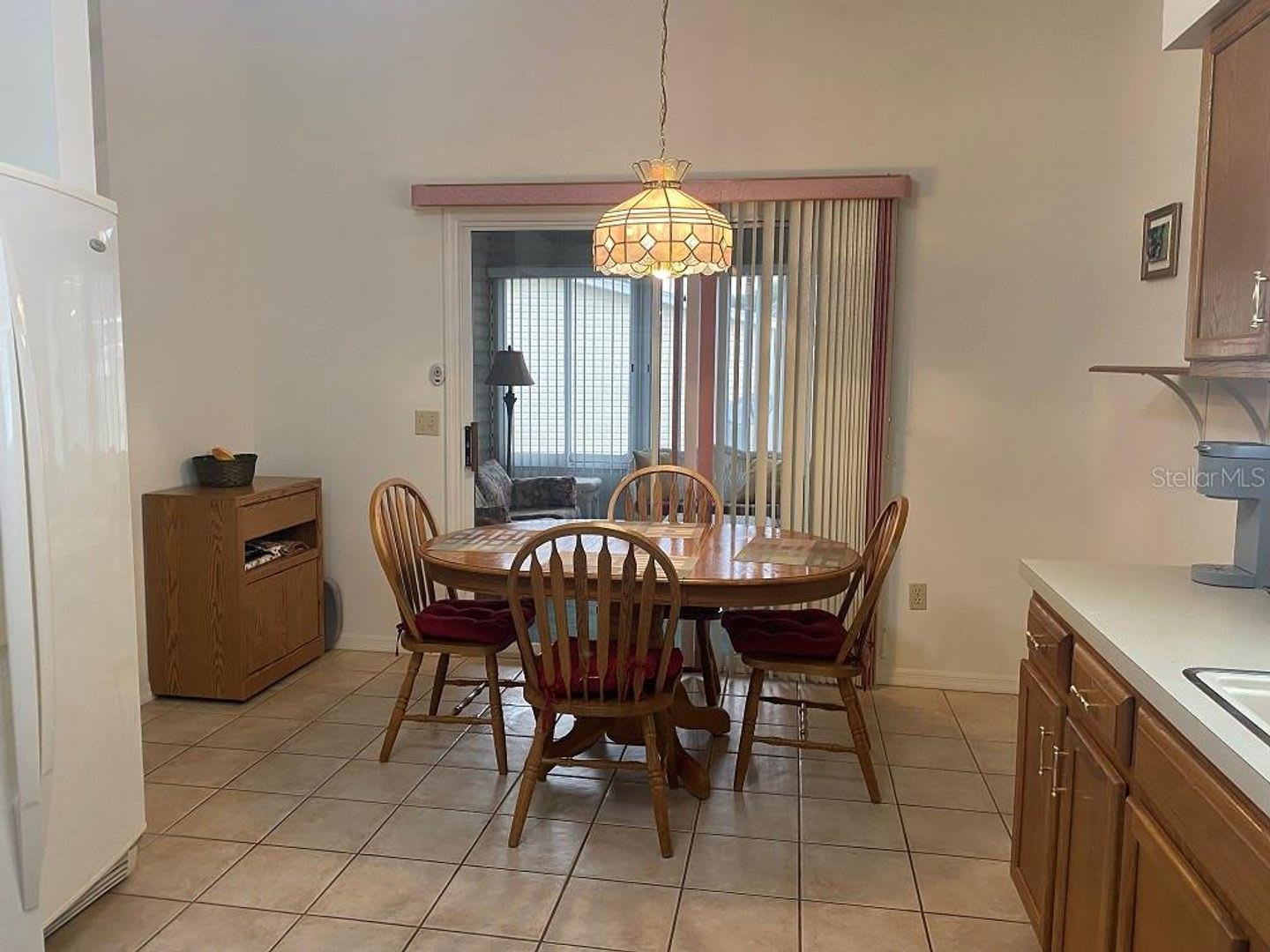 CHARMING AND SPACIOUS 2/2 HOME IN THE VILLAGES! – photo 5