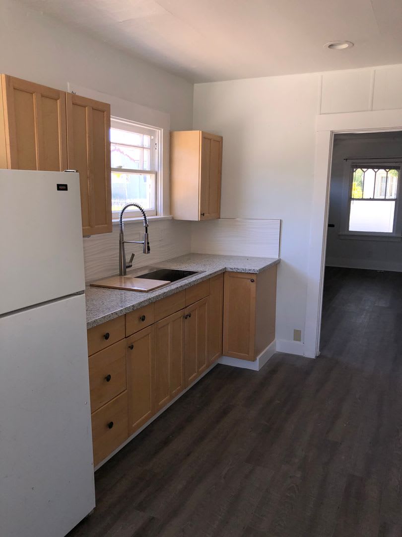 Quaint 2 BR/1BA House near downtown Martinez-Rent $2700.00 (1835 Estudillo St, Martinez) – photo 4